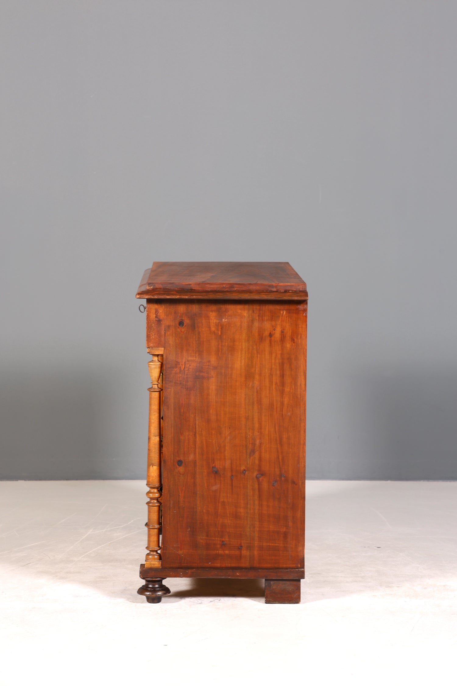 Stilvolle Gründerzeit Kommode Jugendstil Antik Sideboard Schubladenkommode Wäschekommode