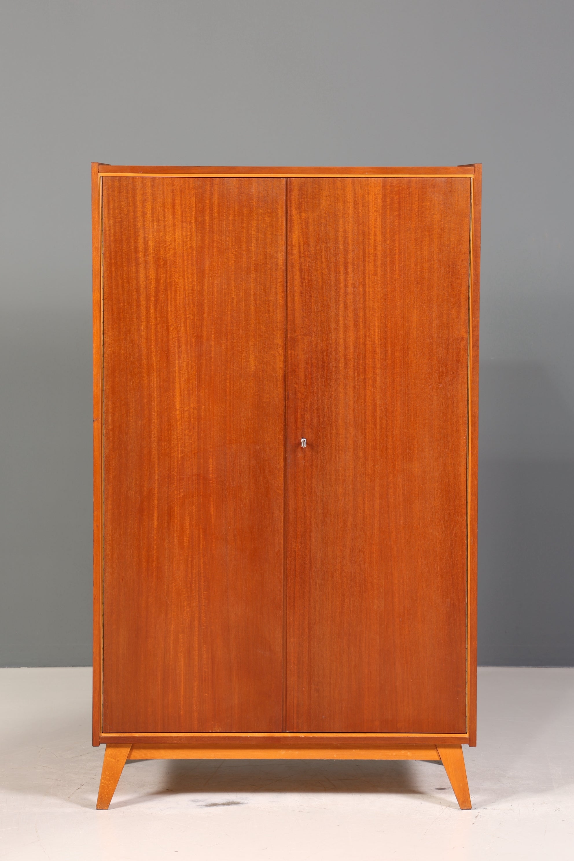 Traumhafter Mid Century Kleiderschrank Vintage Schrank Retro VEB Wäscheschrank
