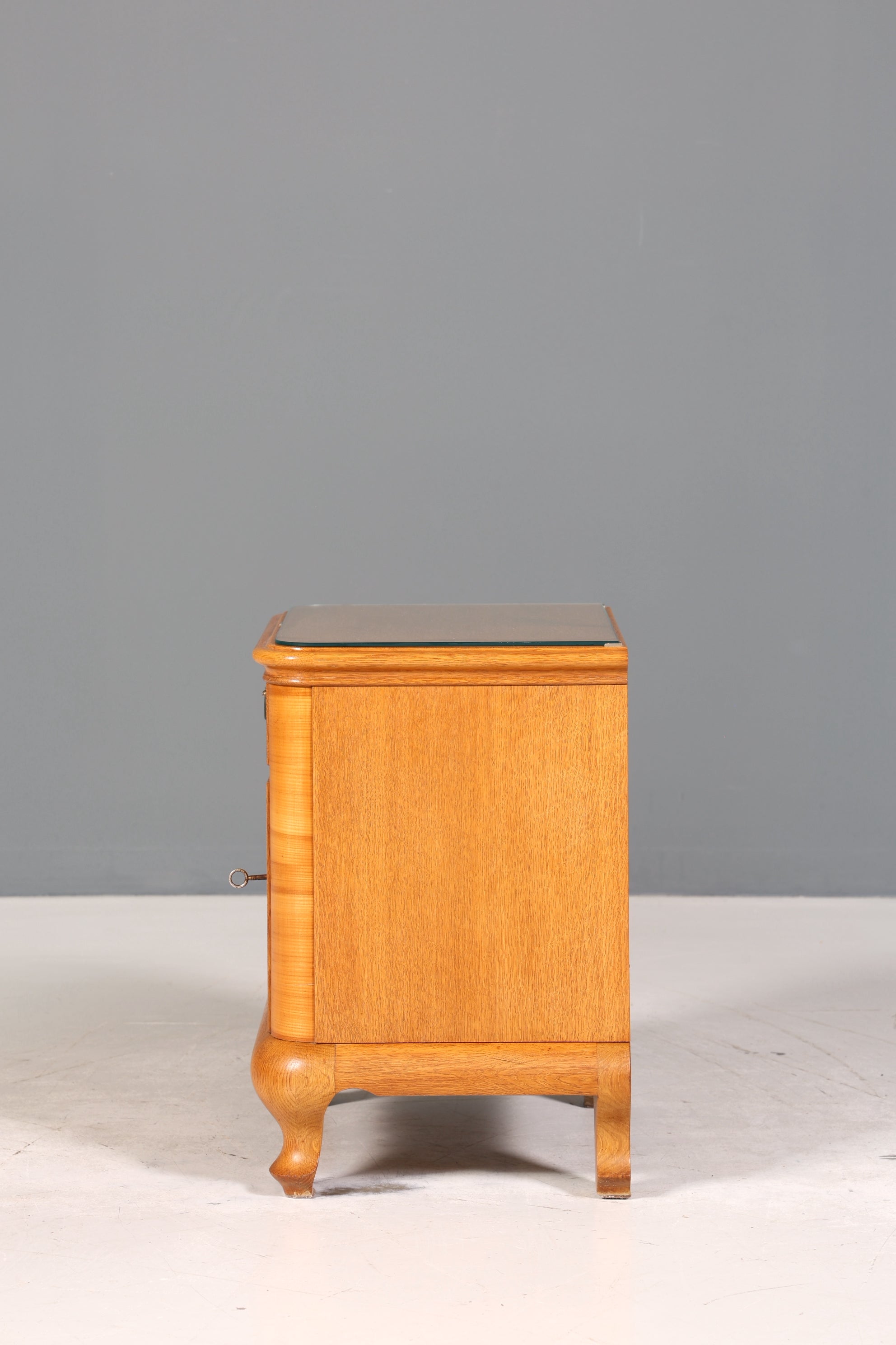 Traumhafte Mid Century Kommode Vintage Nachttisch 60s Schrank Nachtschrank 1 von 2