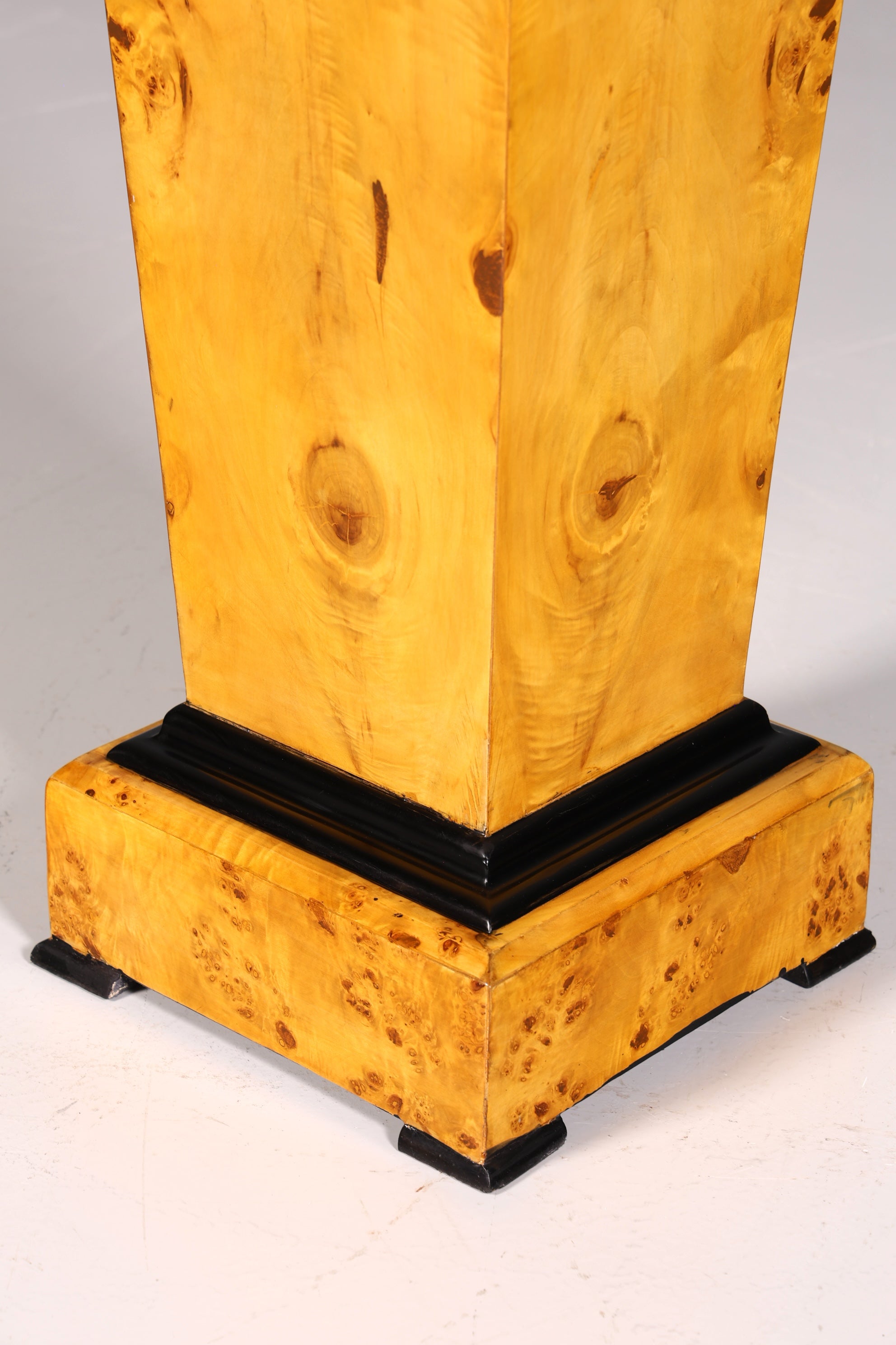 Traumhafte Biedermeier Stil Säule Blumensäule Marmor Blumentisch Ablagetisch