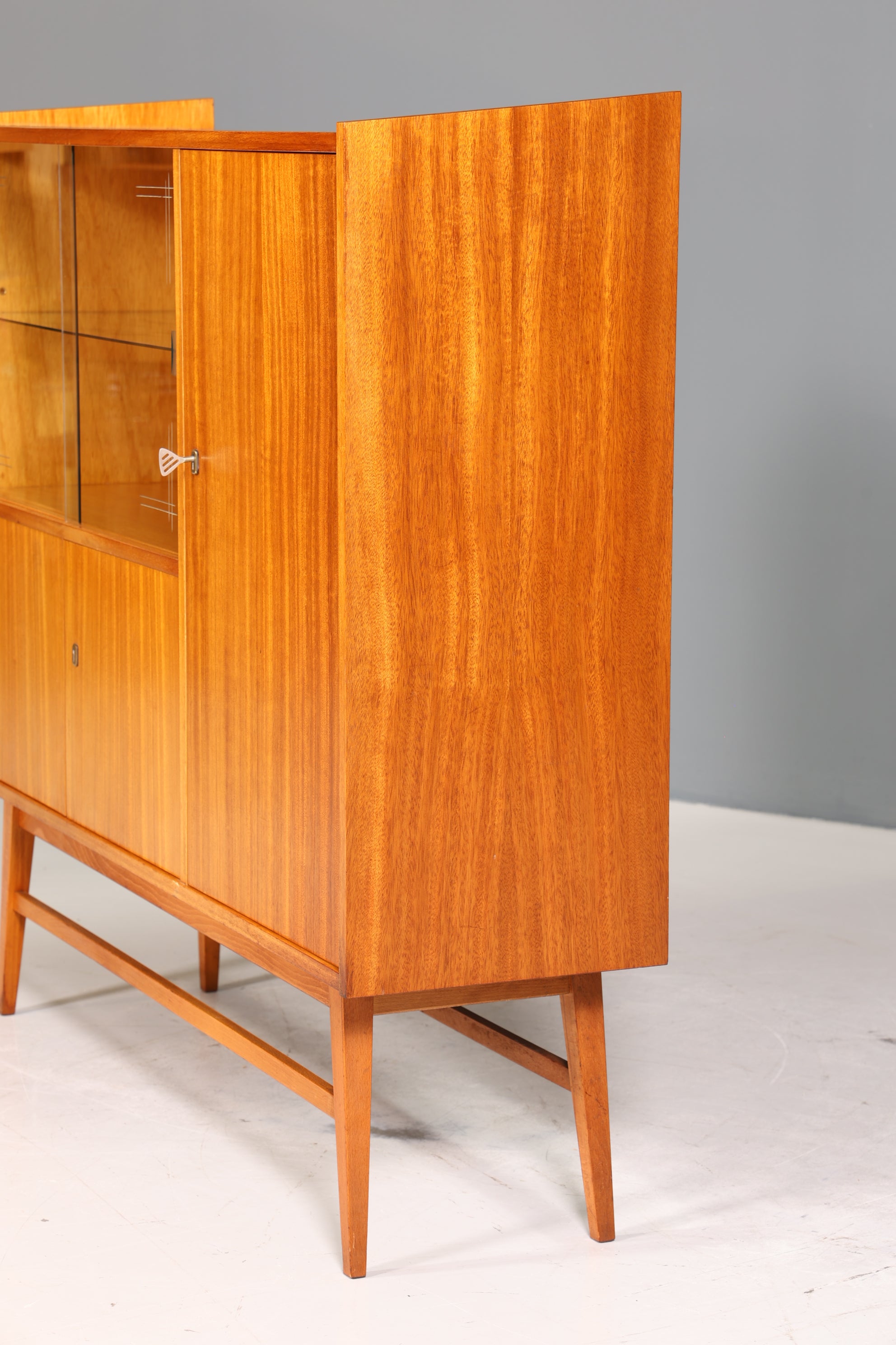 Wunderschönes Mid Century Highboard Retro Vitrine Bücherregal Schrank Kommode 60s