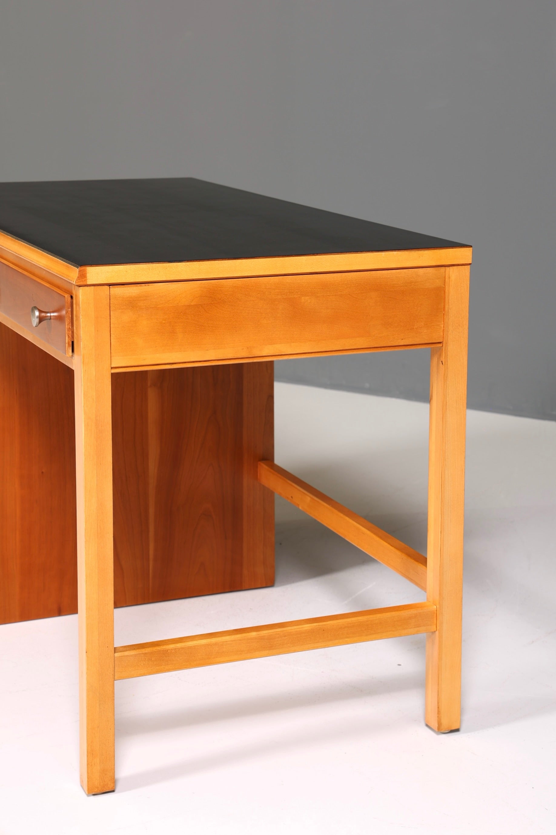 Wunderschöner Original Drexel Heritage Schreibtisch Antik Stil Bürotisch Office Table USA