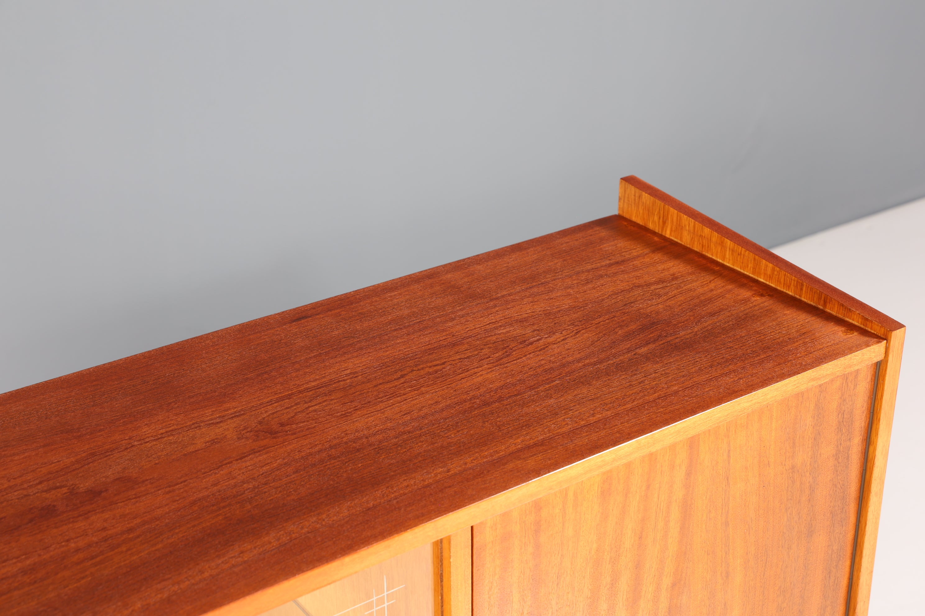 Wunderschönes Mid Century Highboard Retro Vitrine Bücherregal Schrank Kommode 60s