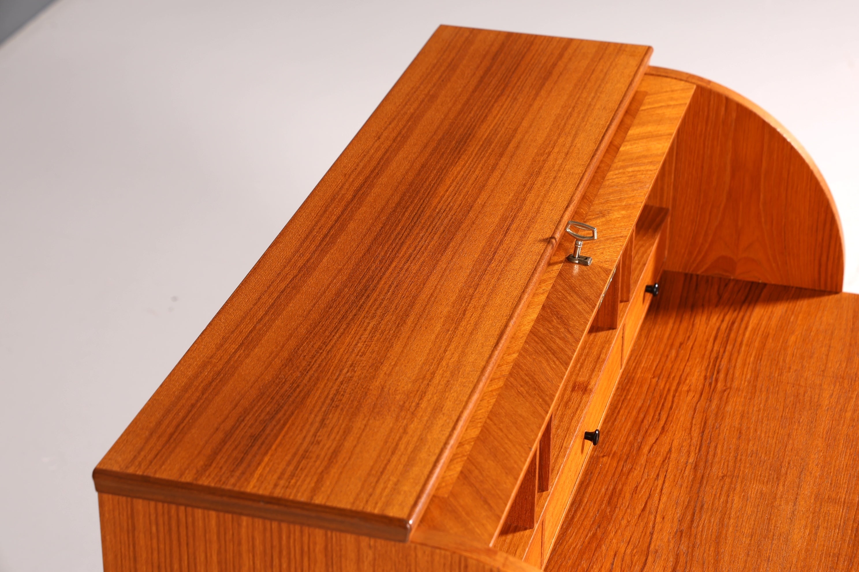 Wunderschöner Mid Century Rollladen Sekretär echt Holz Büro Schrank Vintage Schreibkommode