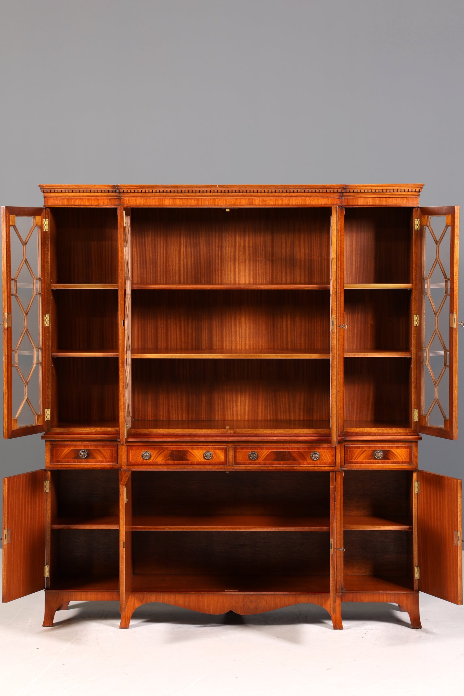 Wunderschöne Englische Vitrine Bibliothek Bücherschrank UK Buffet Schrank 60s Jahre