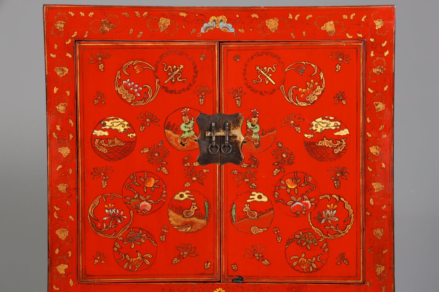 Traumhafter Chinesischer Schrank Vertiko China Kommode mit Asiatischen Motiven Wäscheschrank Aktenschrank