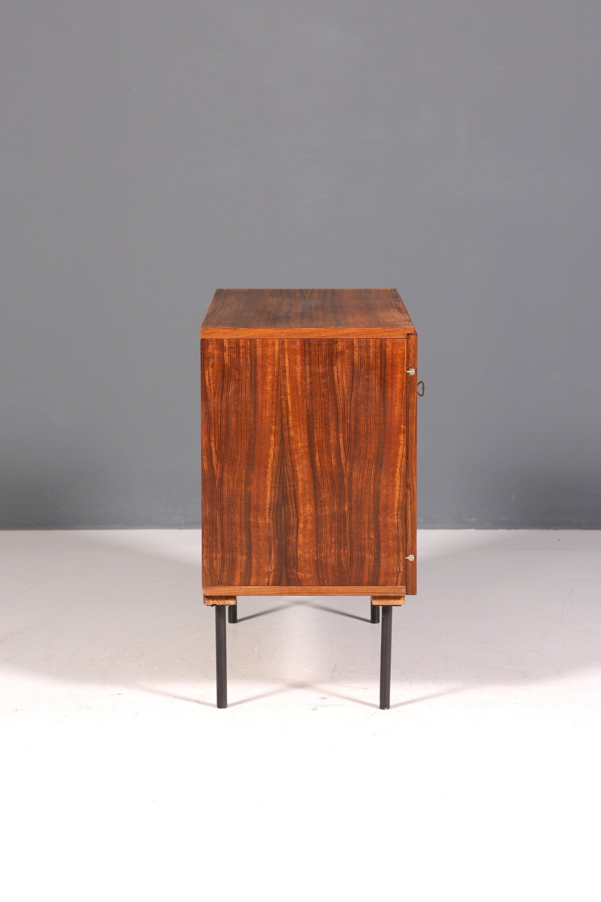 Wunderschöne Mid Century Kommode Danish Design Schrank Flurkommode TV Kommode