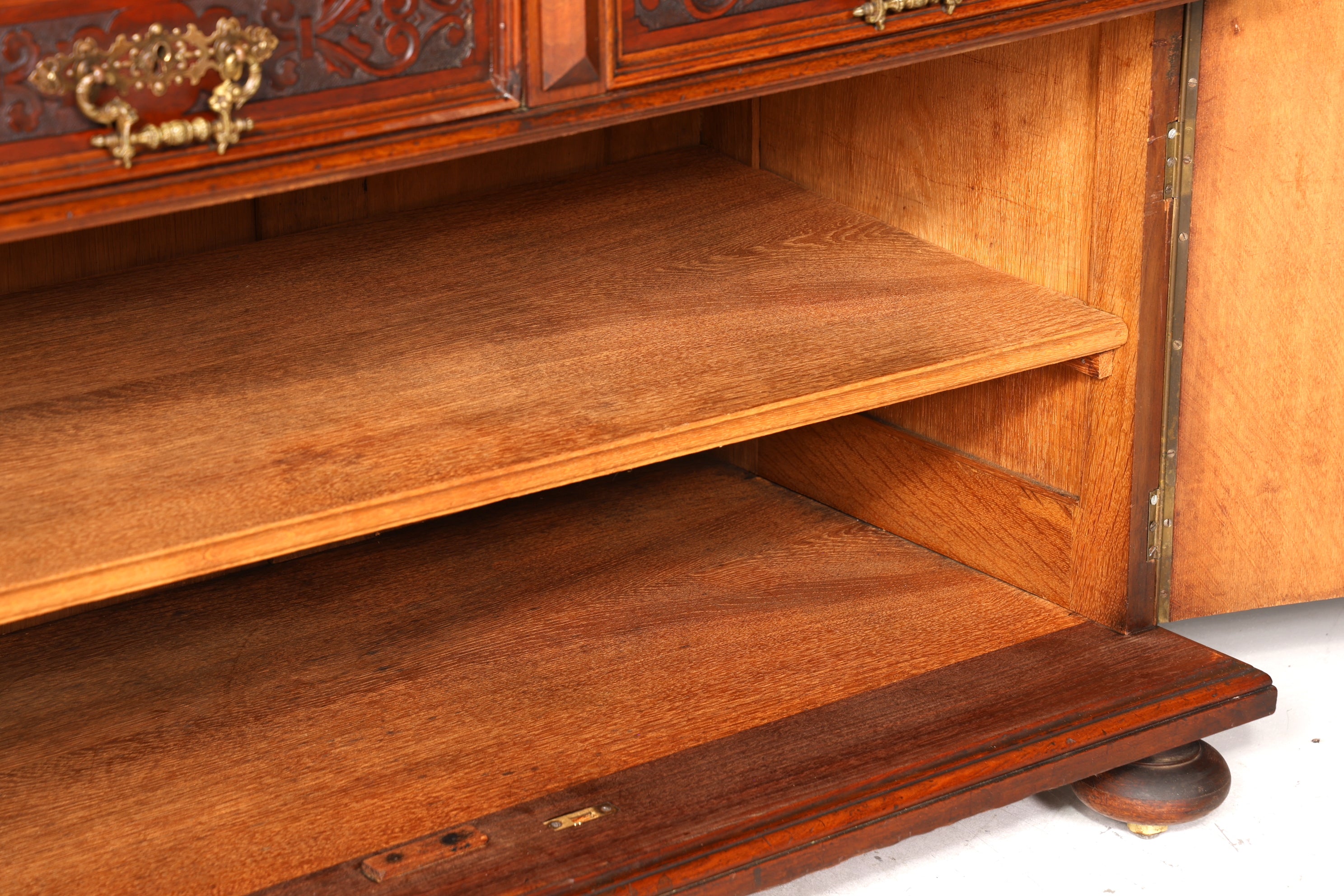 Edler Gründerzeit Vitrine Schrank Antik Nussbaum Regal Jugendstil Vitrinenschrank Geschirrschrank um 1880