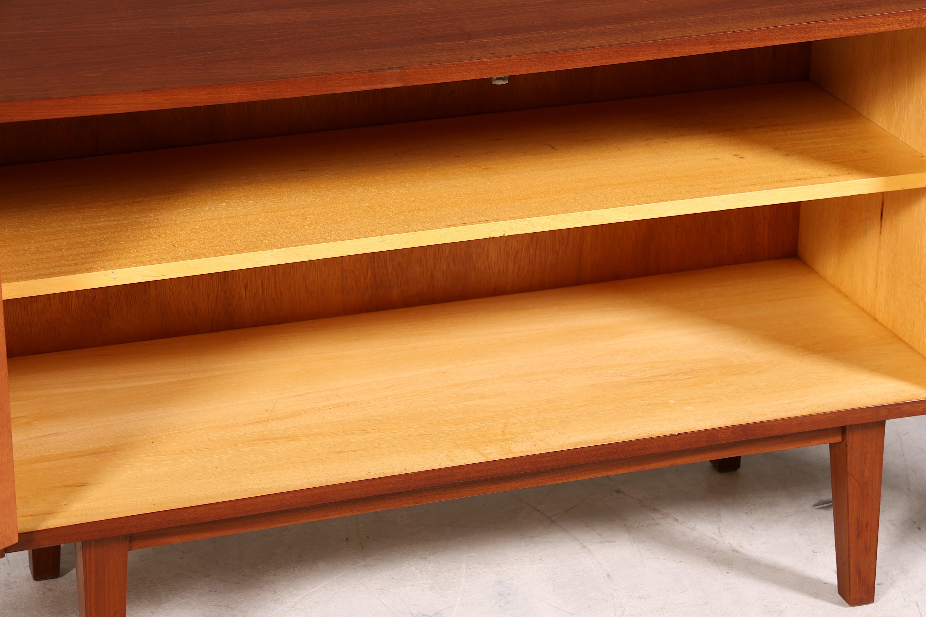 Wunderschöner Mid Century Schrank Vintage Retro Kommode Flur Kommode 60s Regal Sideboard