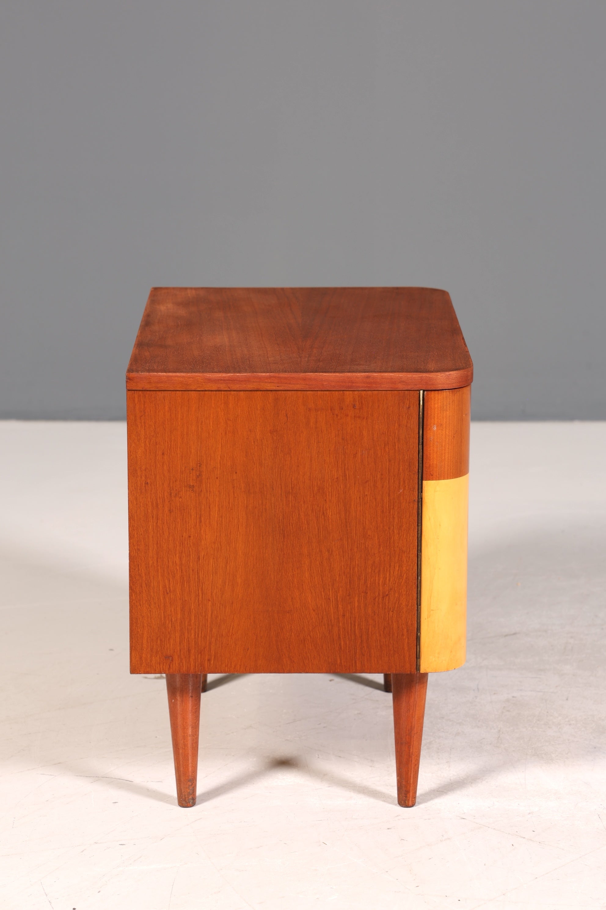 Wunderschöner Mid Century Nachttisch Vintage Schrank 60s Night Stand 1 von 2