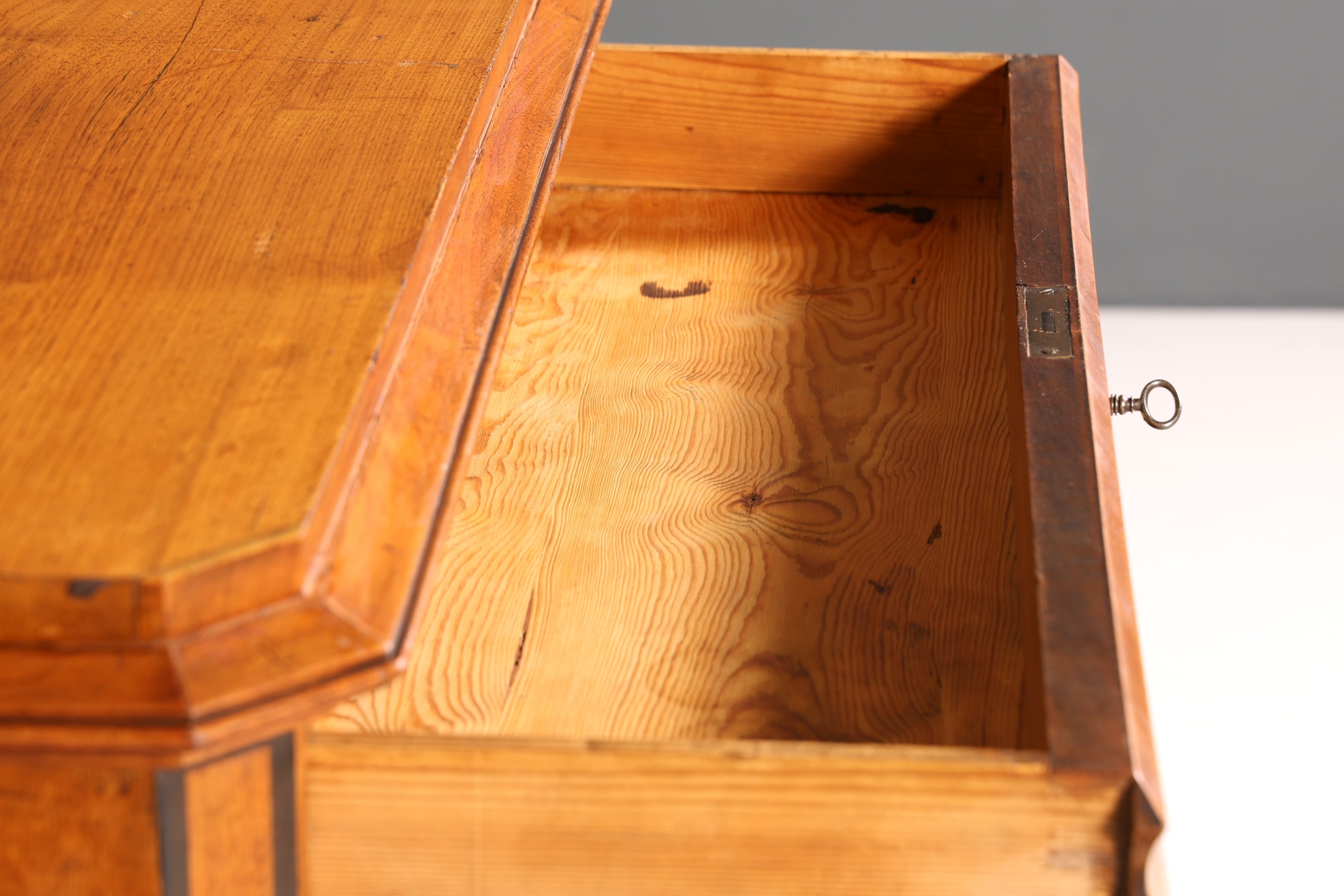 Stilvoller Gründerzeit Sekretär Vertiko Highboard Jugendstil Kommode Schrank um 1900