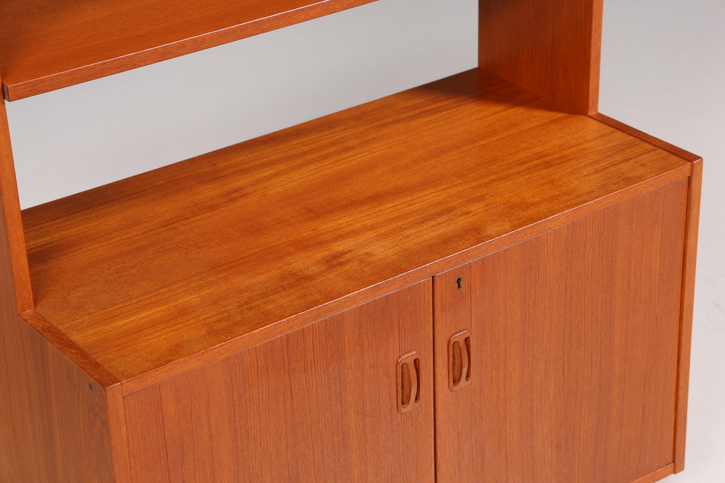 Wunderschönes Mid Century Regal Vintage Teak Holz Vitrine Schrank "Made in Denmark" Kommode