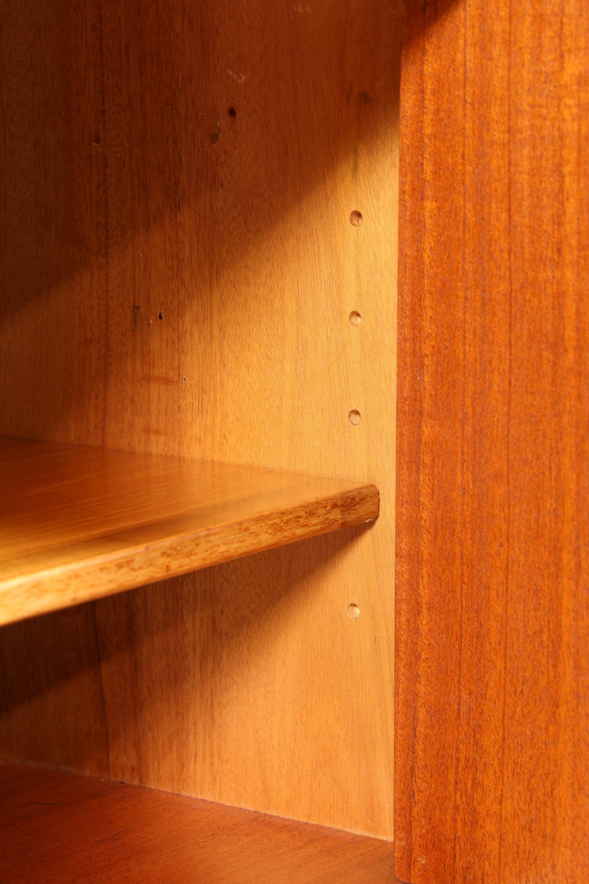 Traumhaftes Mid Century Regal Schrank Chippendale Retro Bücherregal Vintage Bookshelf 60er Jahre