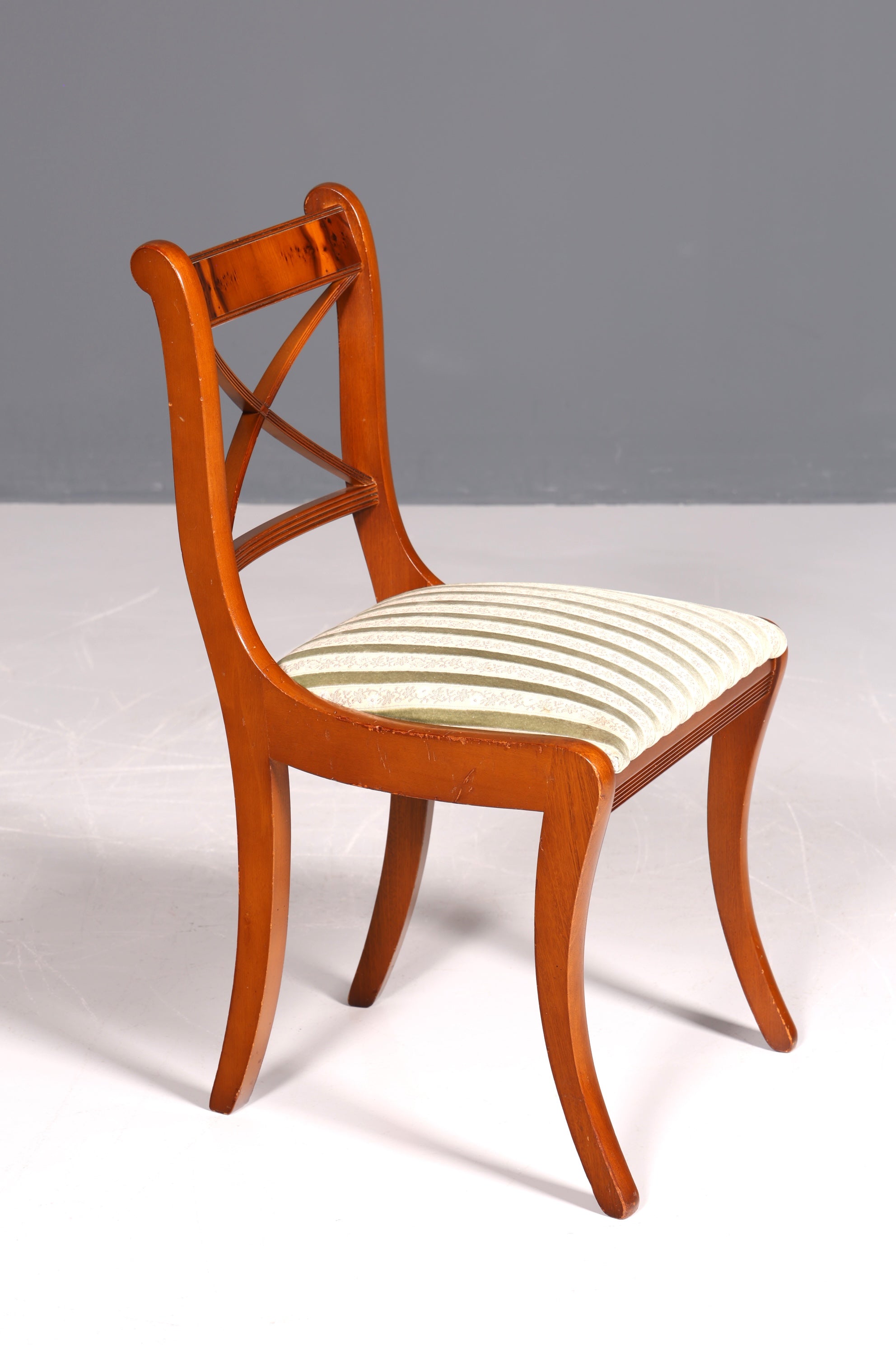 4x Edle Englische Stühle Englisch Dining Chairs Antik 60er Jahre Regency Küchenstühle Stuhlset
