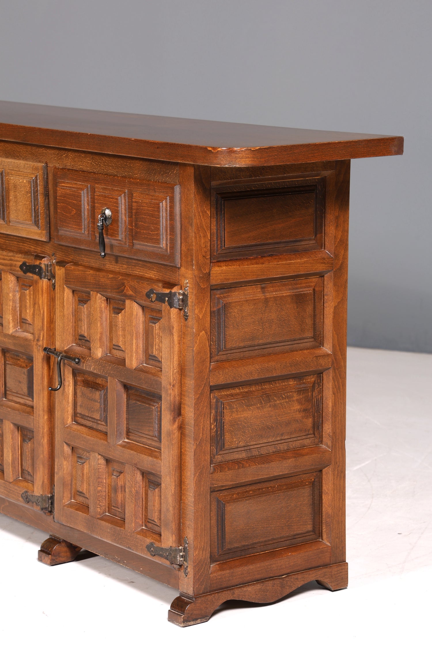 Wunderschönes Spanisches Sideboard echt Holz Schrank Kommode rustikales Buffet