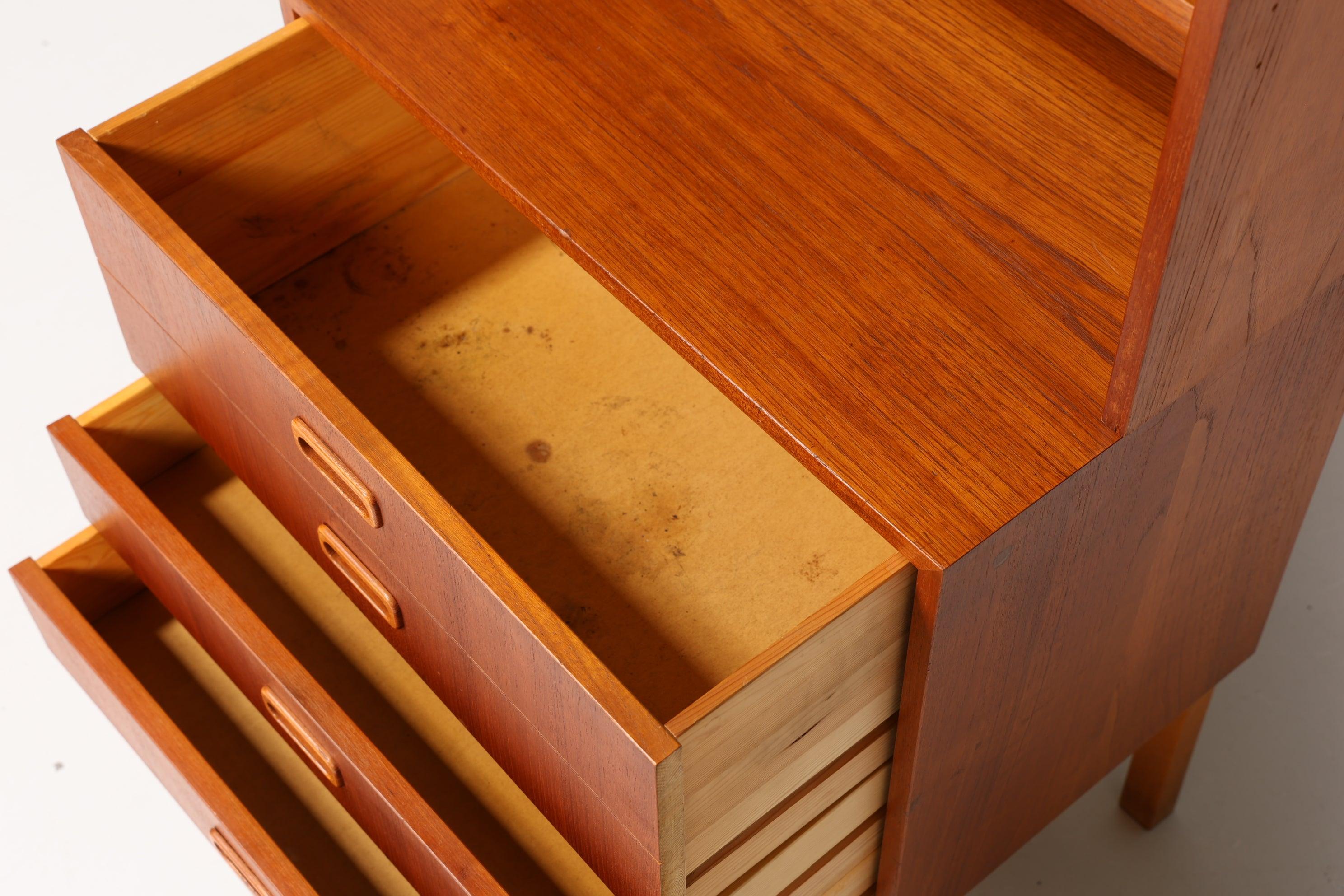 Wunderschönes Mid Century Regal "Made in Denmark" Teak Holz Bücherregal Schrank