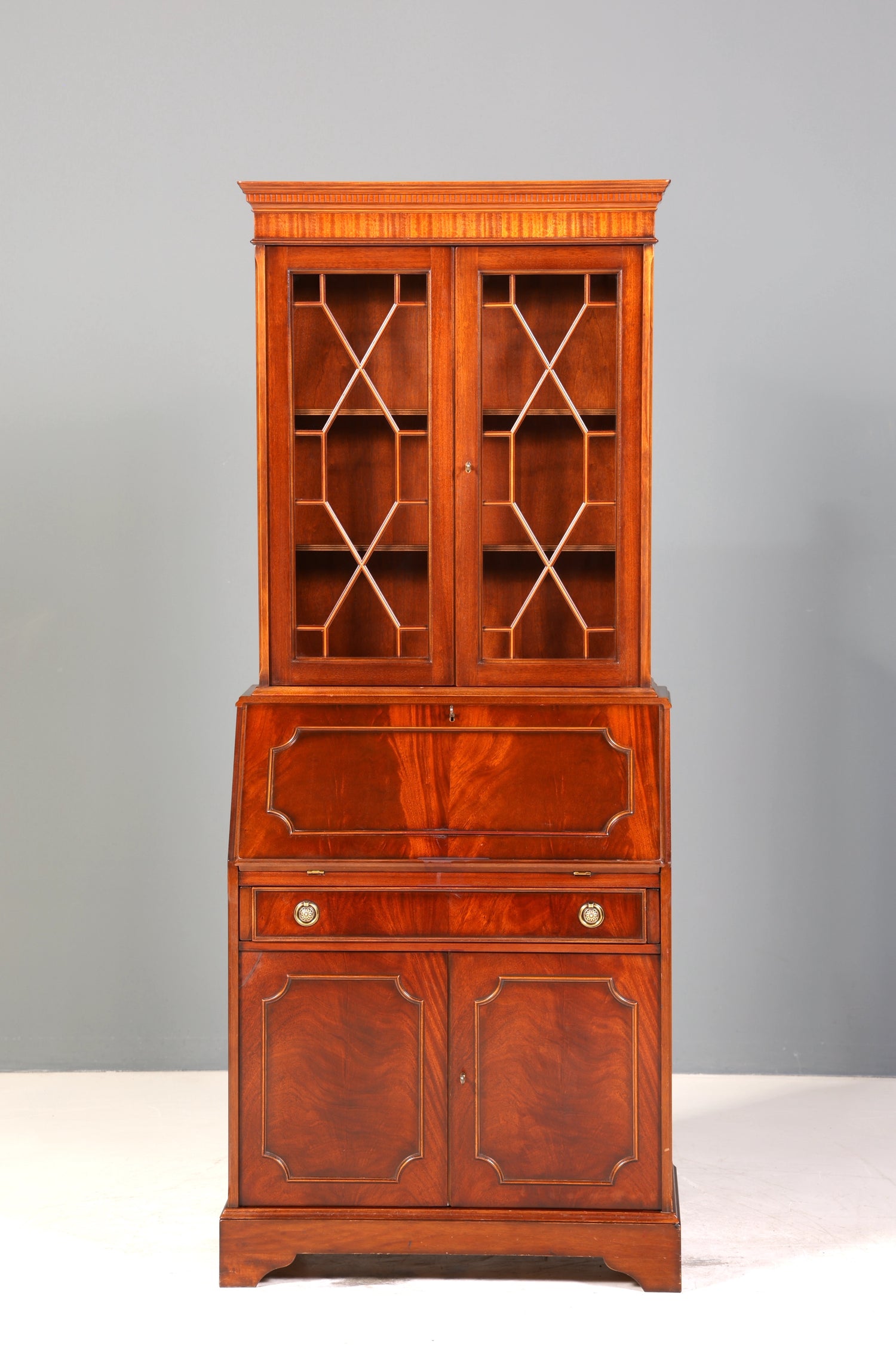 E913 Finish cm Stilvoller Englischer Sekretär Original Heldense Büro Aufsatzsekretär Eibe Antik 60S Vitrinen Schrank UK