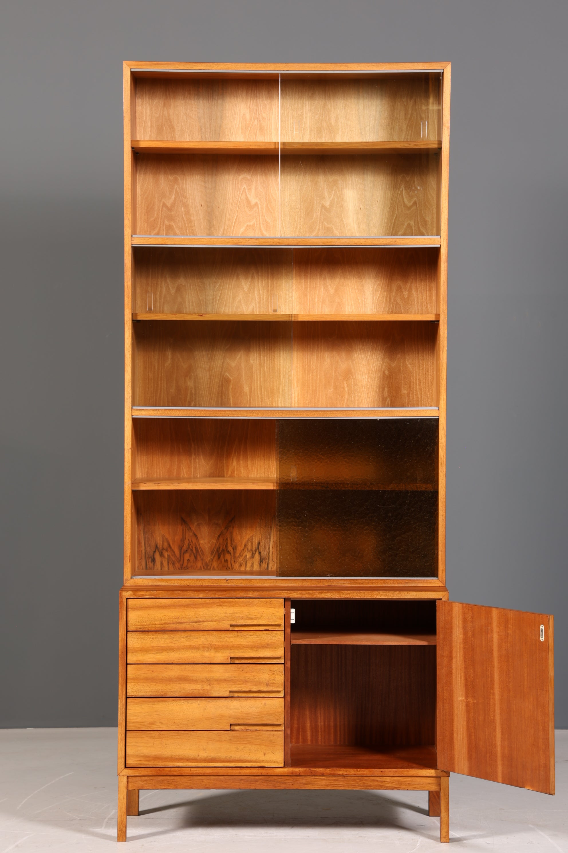 Wunderschönes Mid Century Regal Danish Design Schrank Vitrine Retro Kommode Vintage Bücherregal