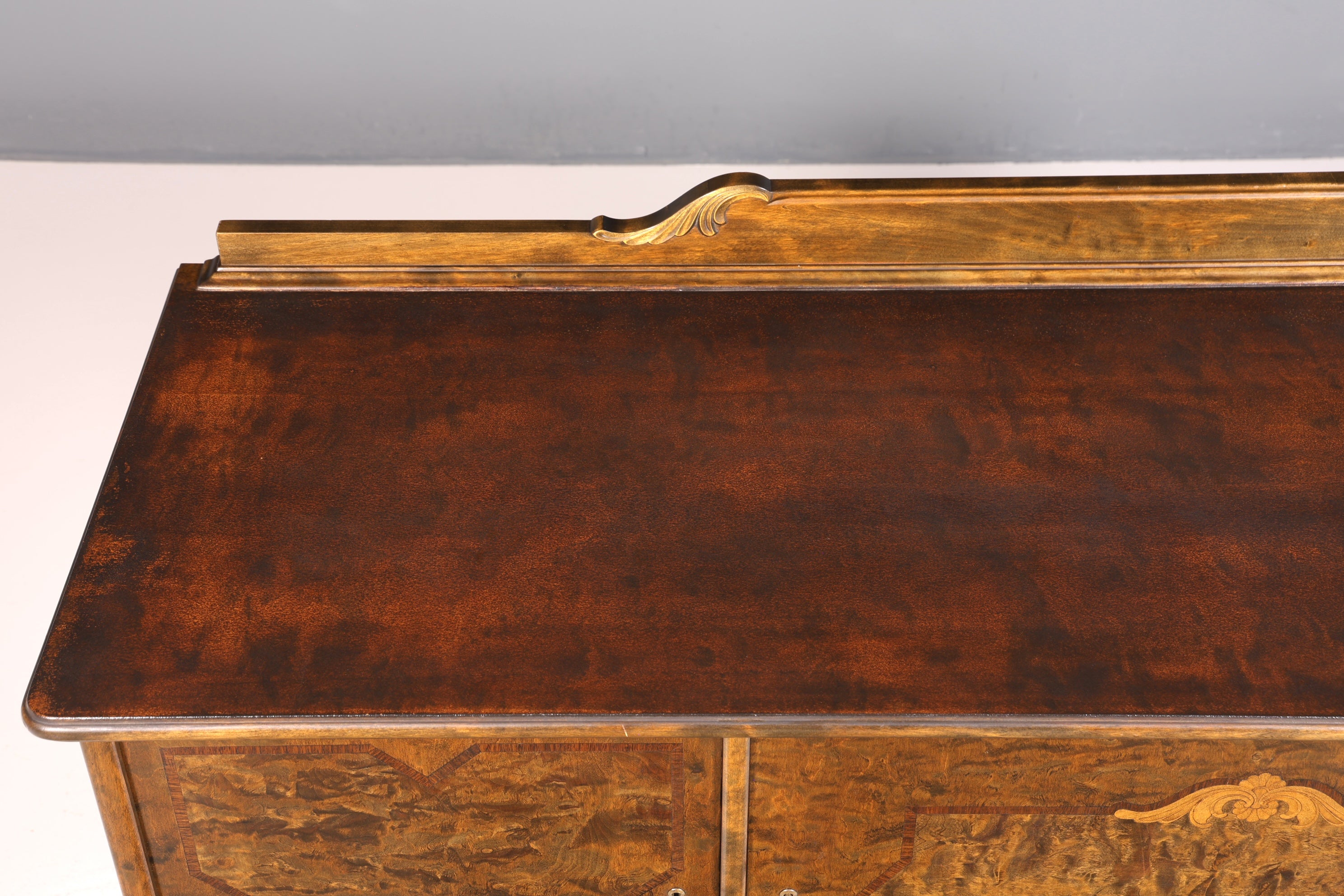 Traumhaftes Chippendale Sideboard Barock Stil Schrank Antik 50s 60s TV Kommode