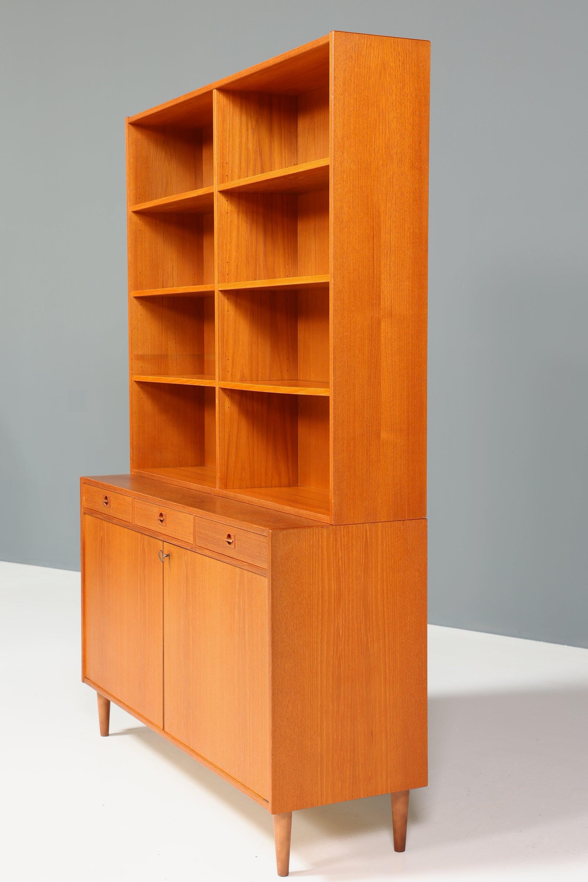 Seltenes XXL Mid Century Regal "Made in Denmark" Teak Holz Schrank Danish Design Retro Kommode Vintage Bücherregal 60er Jahre