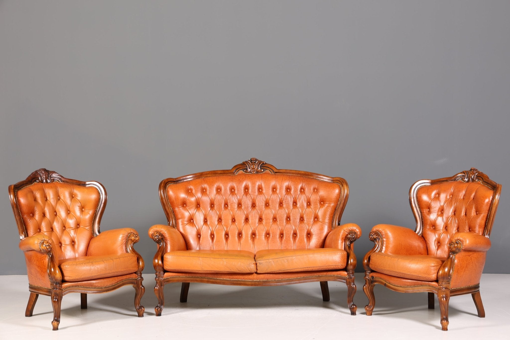 Königlicher Barock Sessel echt Rokoko Leder Armlehnsessel Luxus Chesterfield Sessel 1 von 2