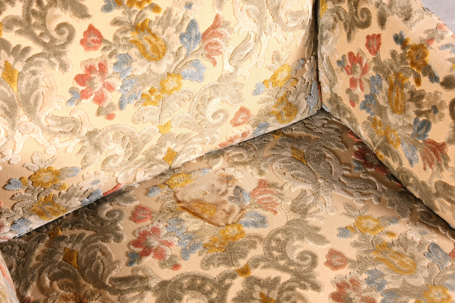 Wunderschöner Chippendale Sessel Art Deco Stil Lounge Floraler Samt Stoff Sessel 1 von 2