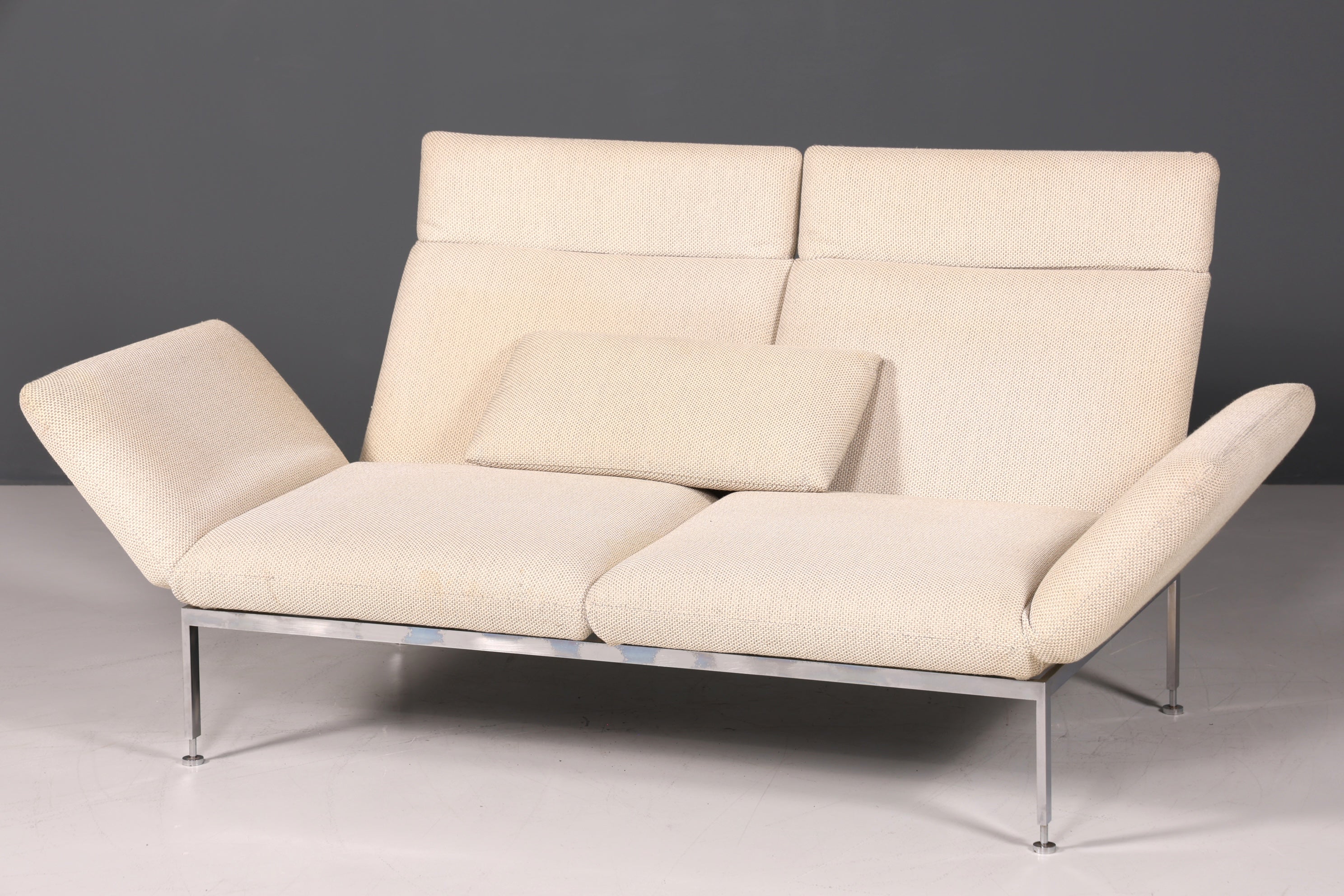 Wunderschönes Designer Brühl Roro Sofa 2 Sitzer Couch Schlafsofa Designed by Roland Meyer-Brühl Gästebett
