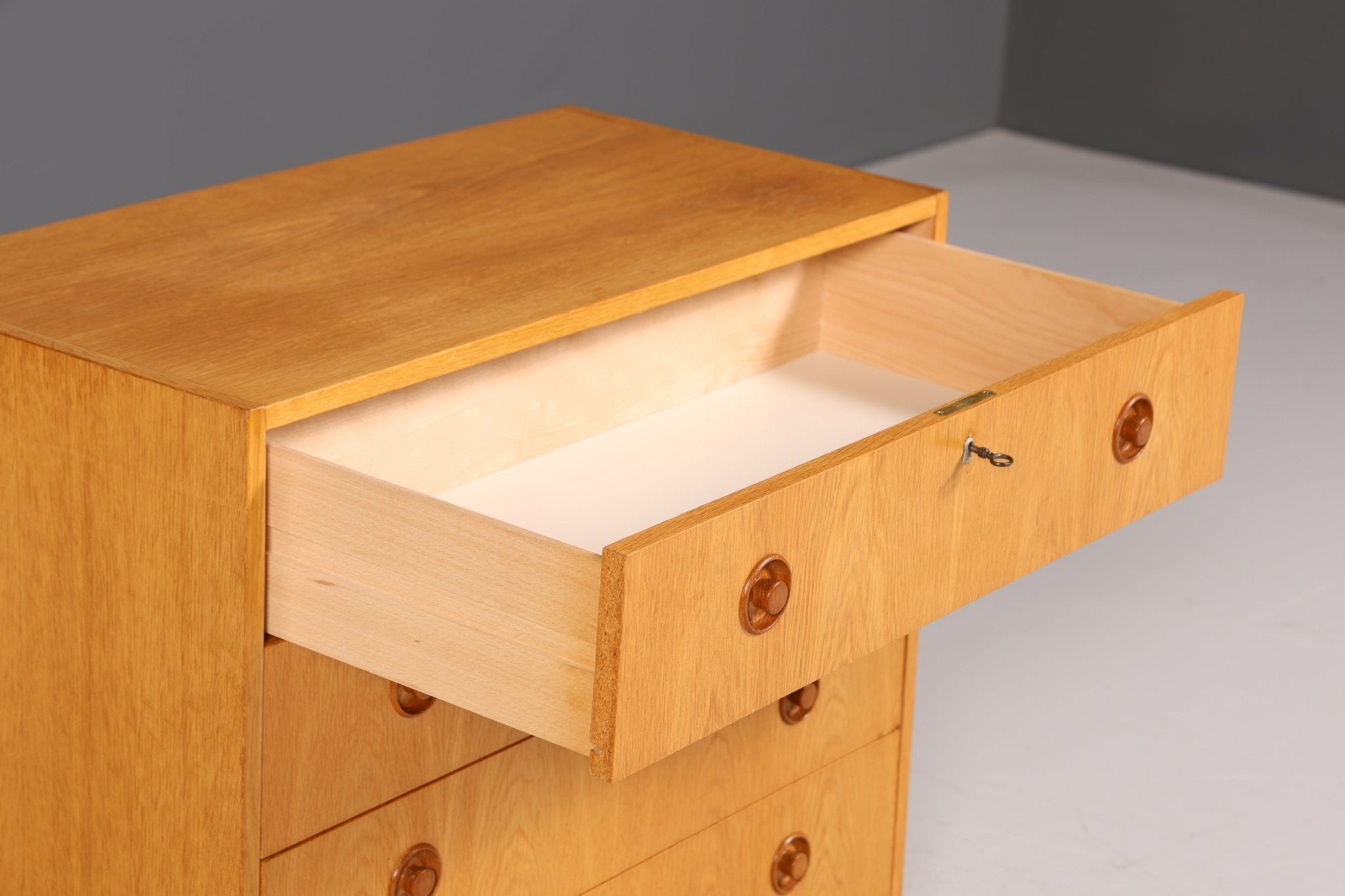 Schlichte Mid Century Kommode Vintage 60s 70s Flurkommode Schubladenkommode
