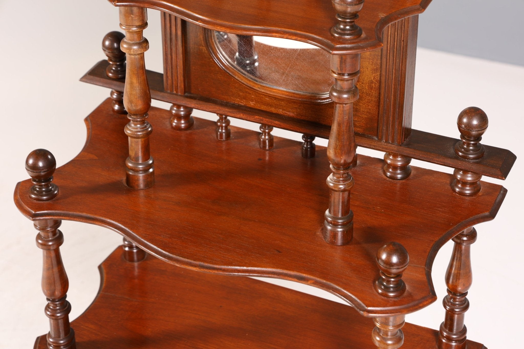 Stilvolle Gründerzeit Etagere Louis Philippe Regal um 1900 Bücherregal echt Holz Buchablage Bookshelf