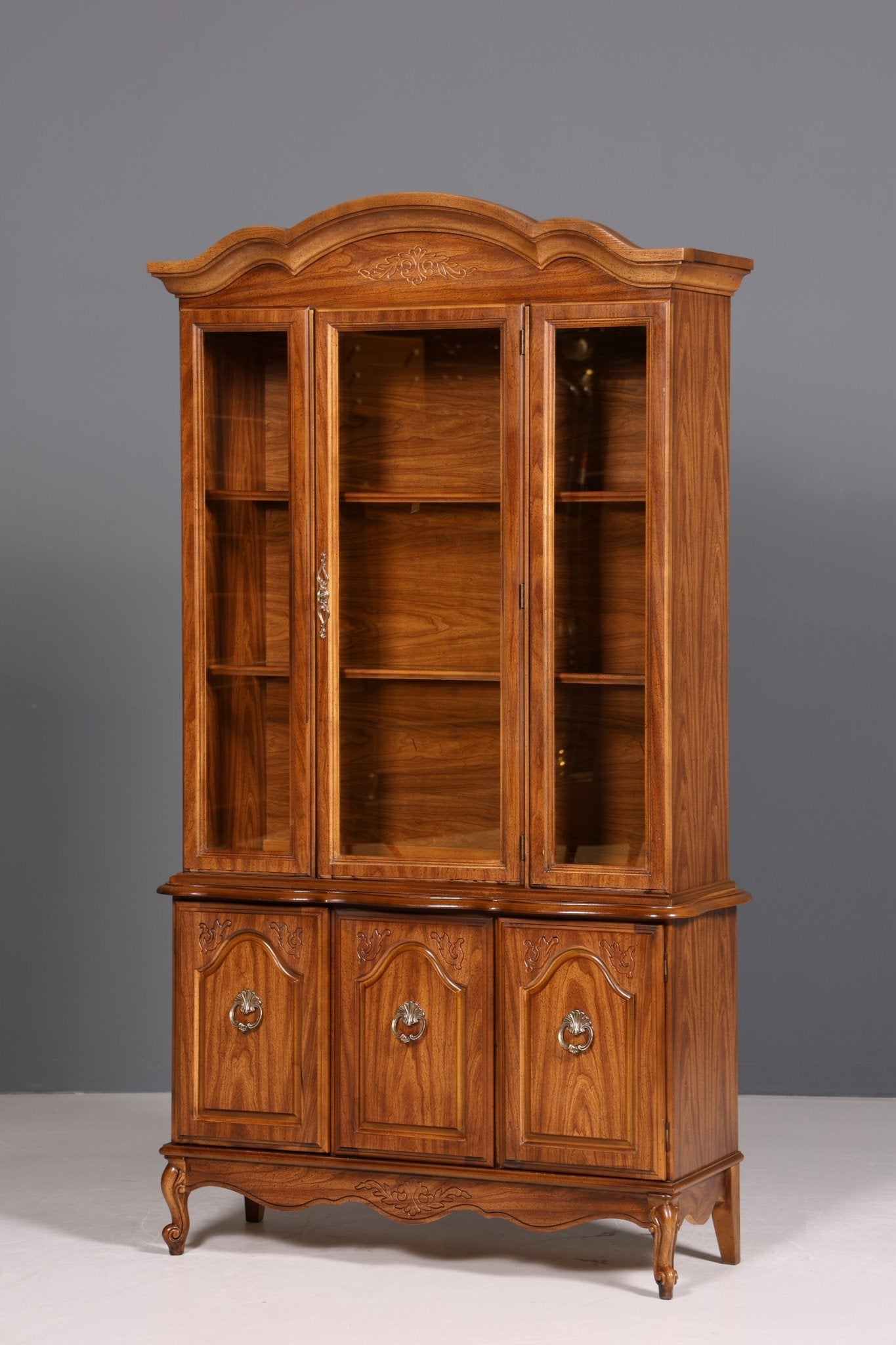 Wunderschöne Chippendale Vitrine Regal Schrank Barock Stil Bücherregal Geschirrschrank