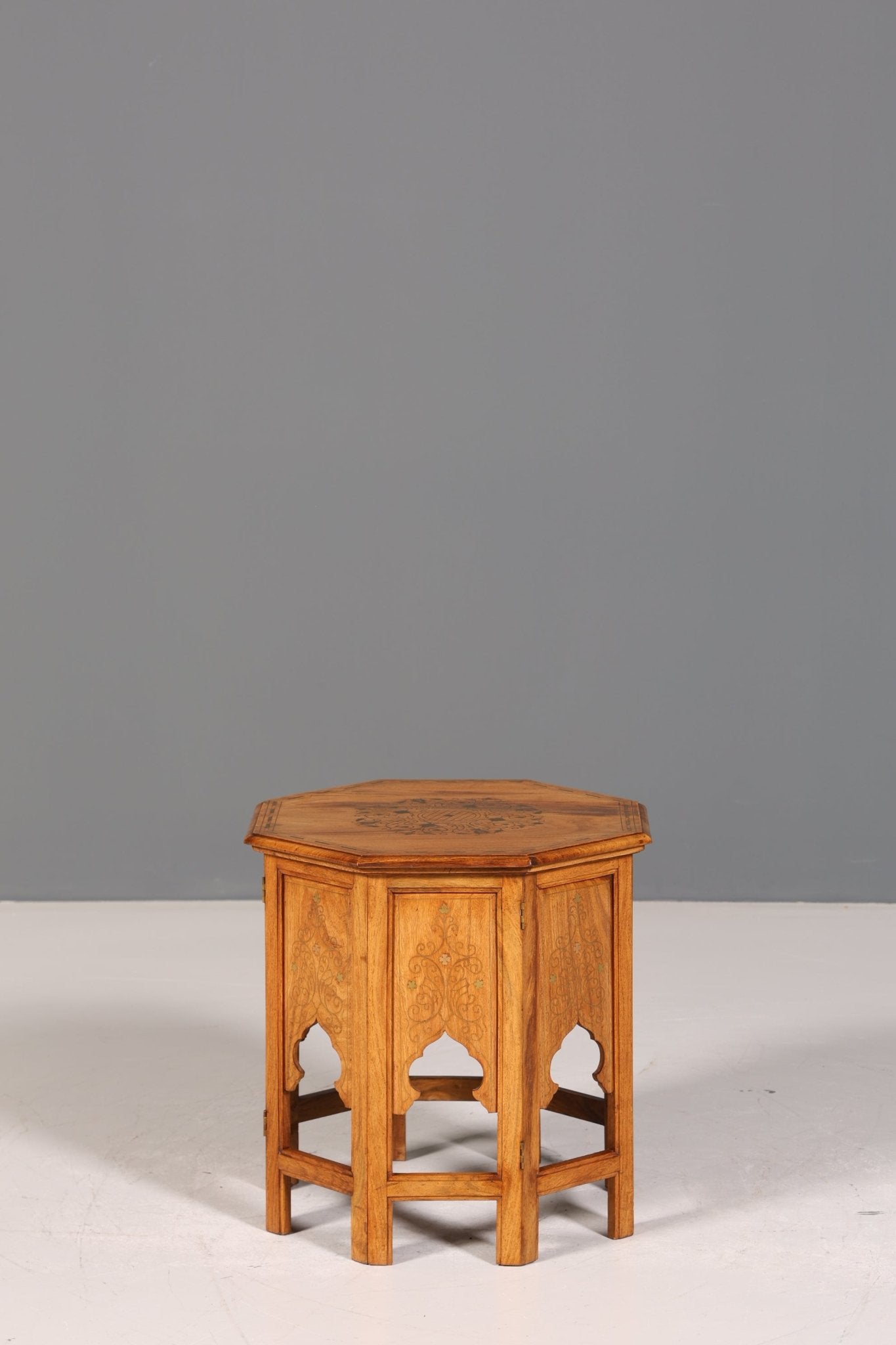 Wunderschöner Tisch Hoshiarbur Table Beistelltisch im Orientalischen Stil Ablagetisch Antik Stil Intarsien
