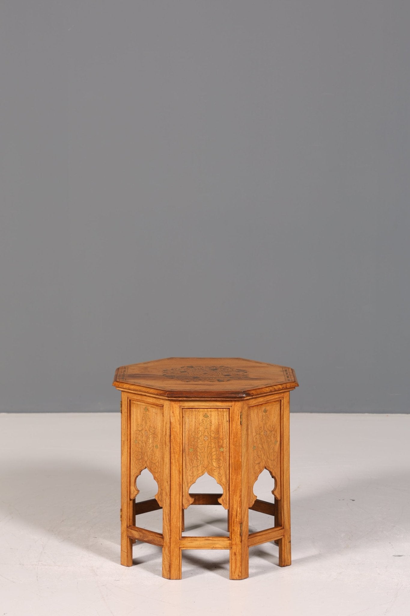 Wunderschöner Tisch Hoshiarbur Table Beistelltisch im Orientalischen Stil Ablagetisch Antik Stil Intarsien