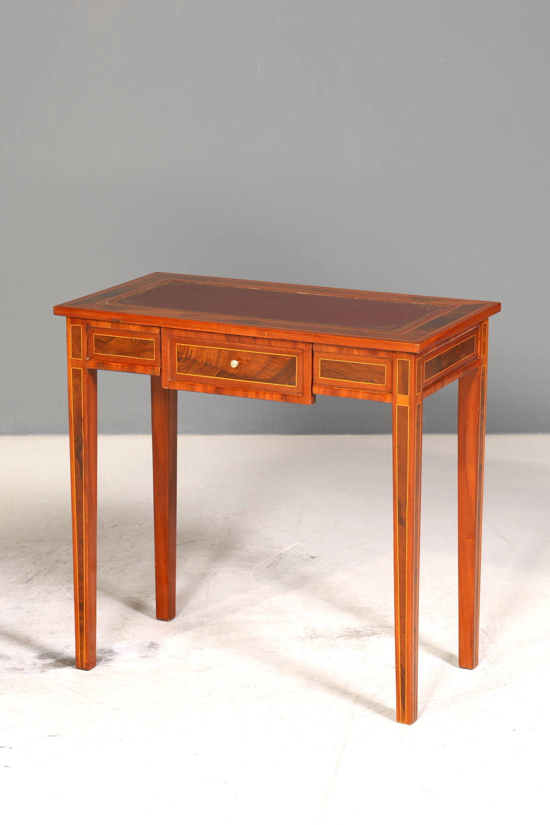 Wunderschöner filigraner Schreibtisch French Desk Antik Stil Bürotisch