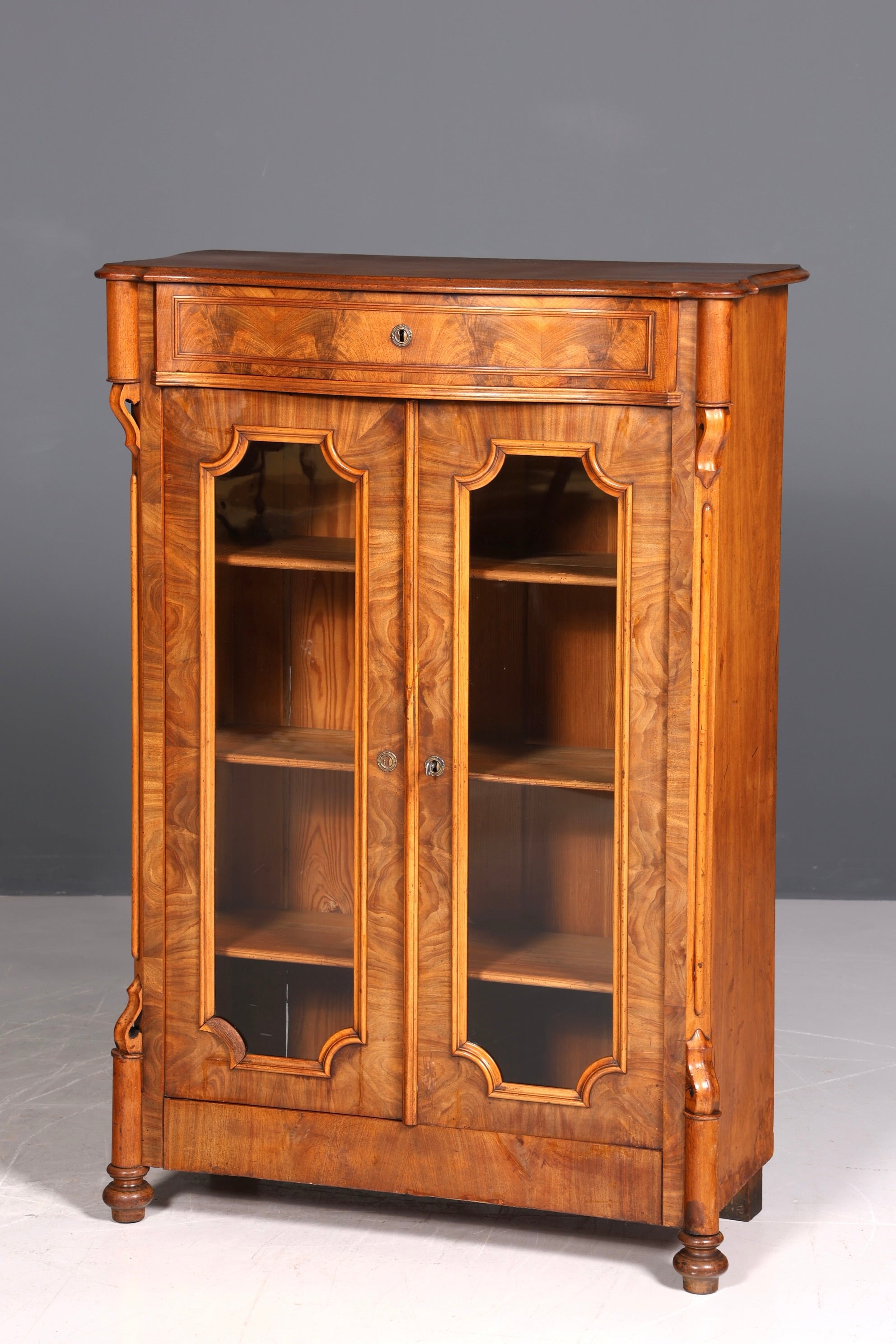 Traumhafte Louis Philippe Vitrine Antik Biedermeier Schrank echt Holz um 1880