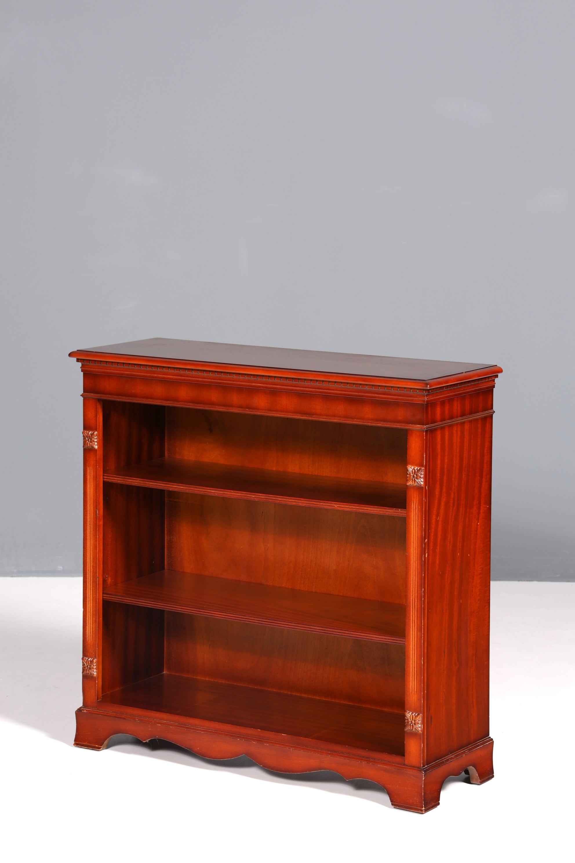 Wunderschönes Englisches Bücherregal Antik Regal Bookshelf Mahagoni Buchablage 60s