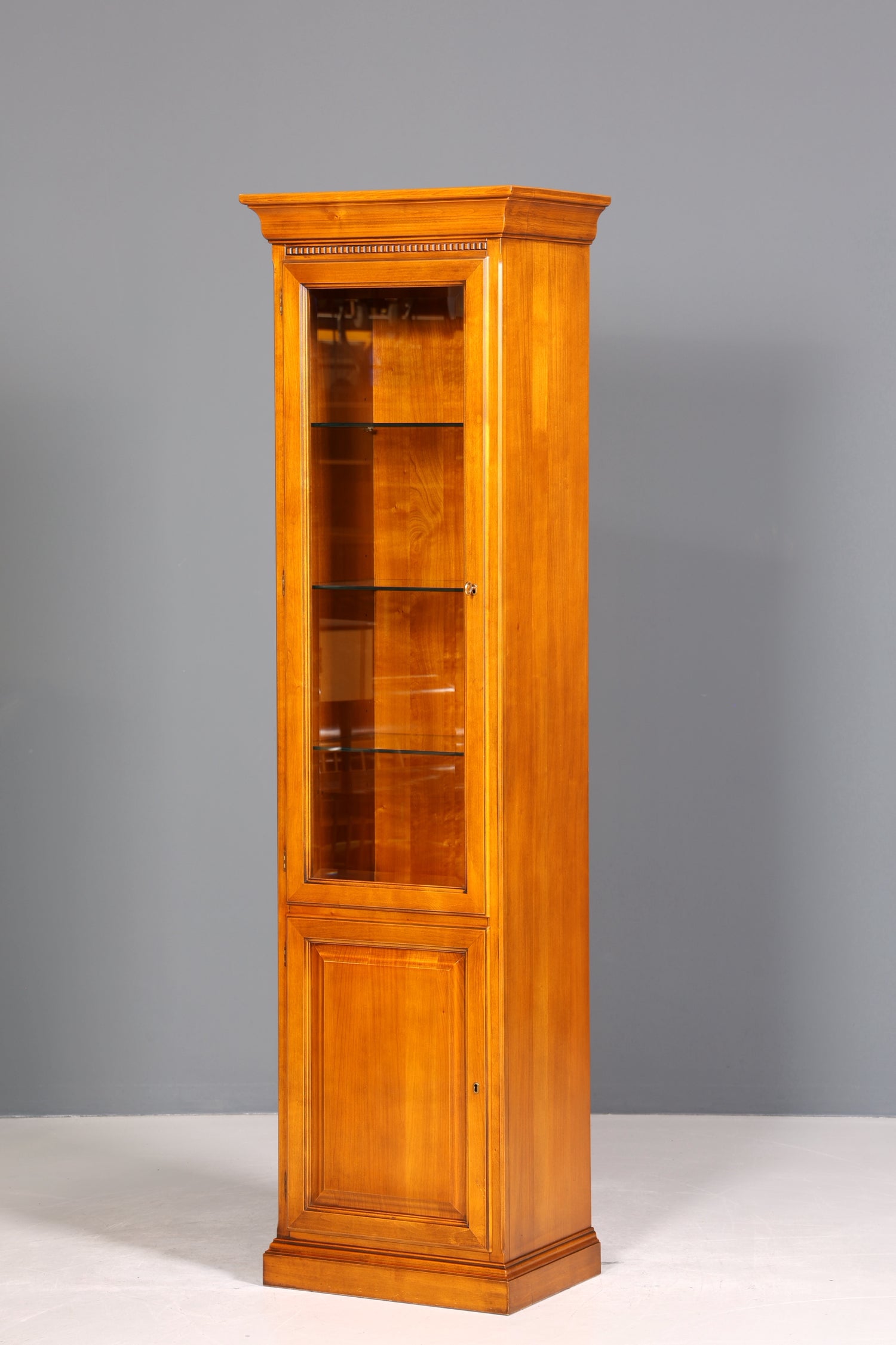 Traumhafte Original Selva Vitrine Antik Stil massiv Holz Geschirrschrank Villa Borghese Schrank 2 von 2
