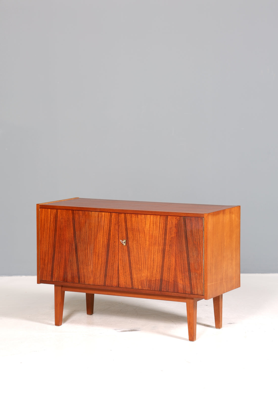 Wunderschöner Mid Century Schrank Vintage Retro Kommode Flur Kommode 60s Regal Sideboard