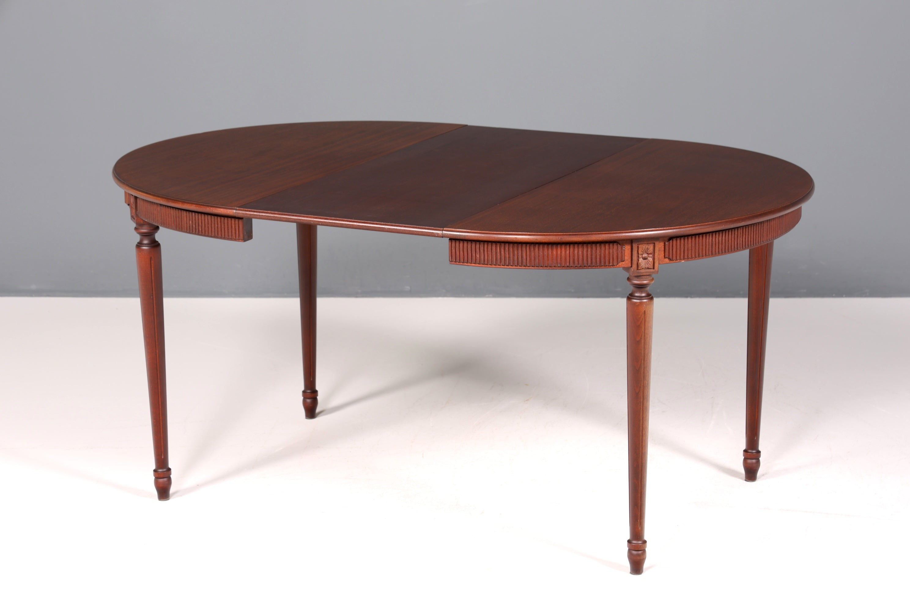 F264 Finish Wunderschöner Englischer Tisch ausziehbarer Esstisch Antik Stil 60s Küchentisch Eibe