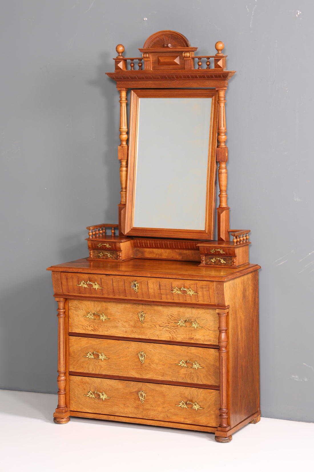 Edle Louis Philippe Kommode mit Spiegelaufsatz Gründerzeit Frisierkommode Holz Schrank Antik Flurschrank um 1880