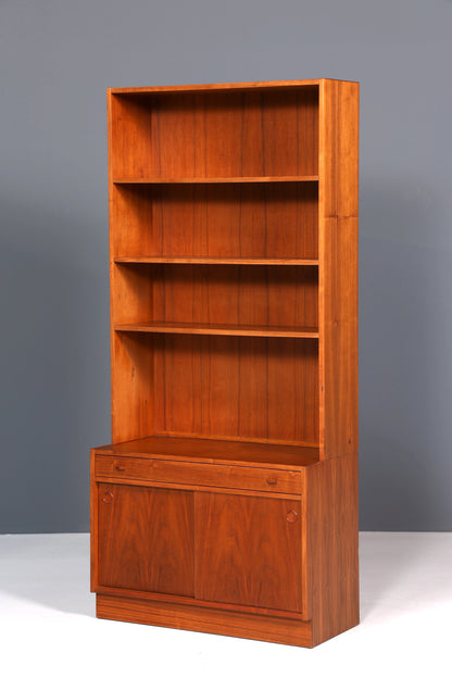 Stilvolles Mid Century Regal skandinavisches Bücherregal Kommode 60er Jahre