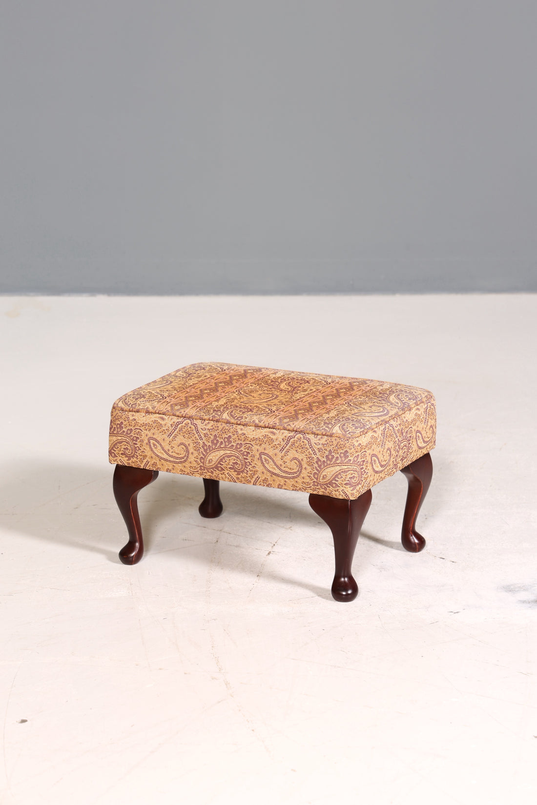 Wunderschöner Barock Stil Hocker der Marke Villeroy &amp; Boch Chippendale Stil Samt Schemel Fussablage