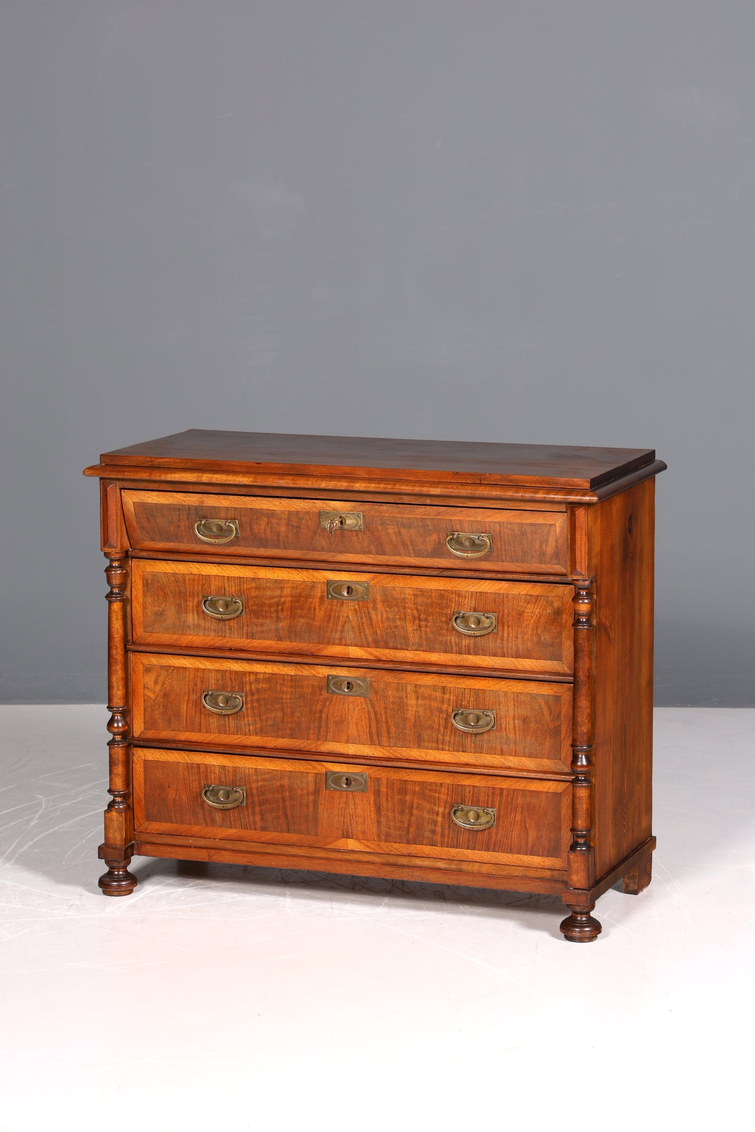 F855 Finish Wunderschöne Gründerzeit Kommode Louis Philippe Nussbaum Schubladen Kommode Sideboard um 1880