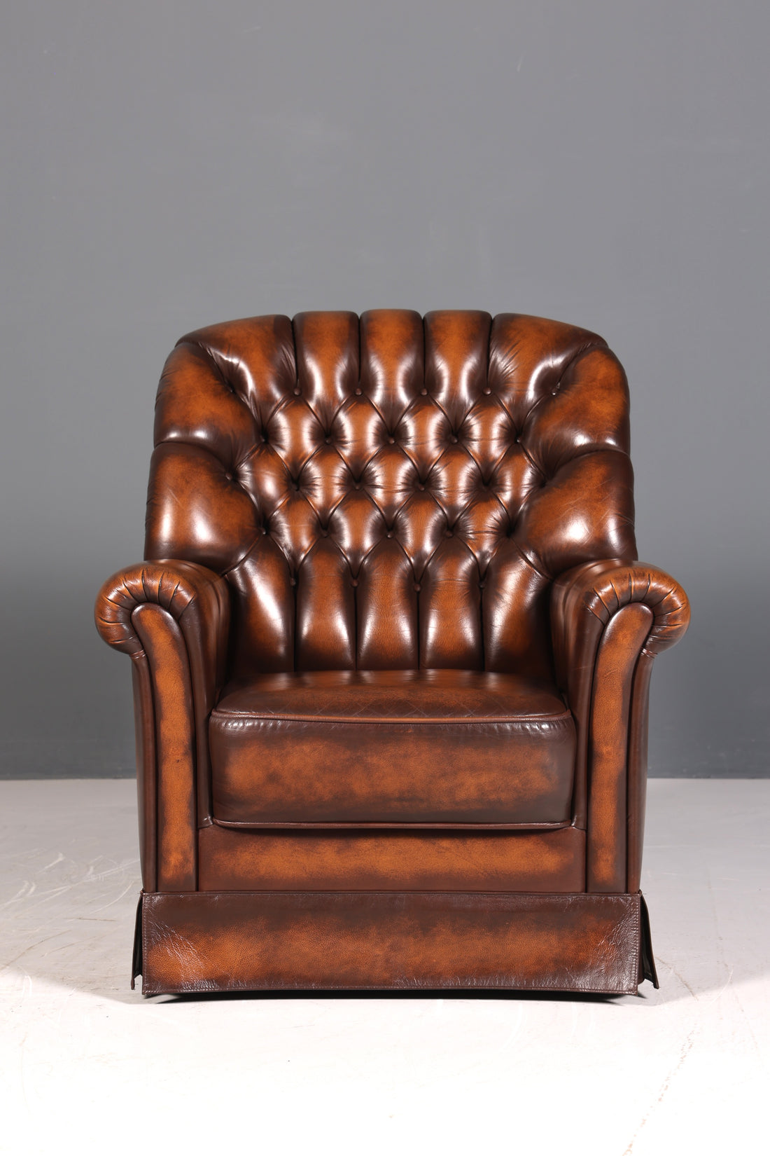 Stilvoller Original Chesterfield Sessel Englischer Armlehnsessel Englisch Herrensessel 2 von 3