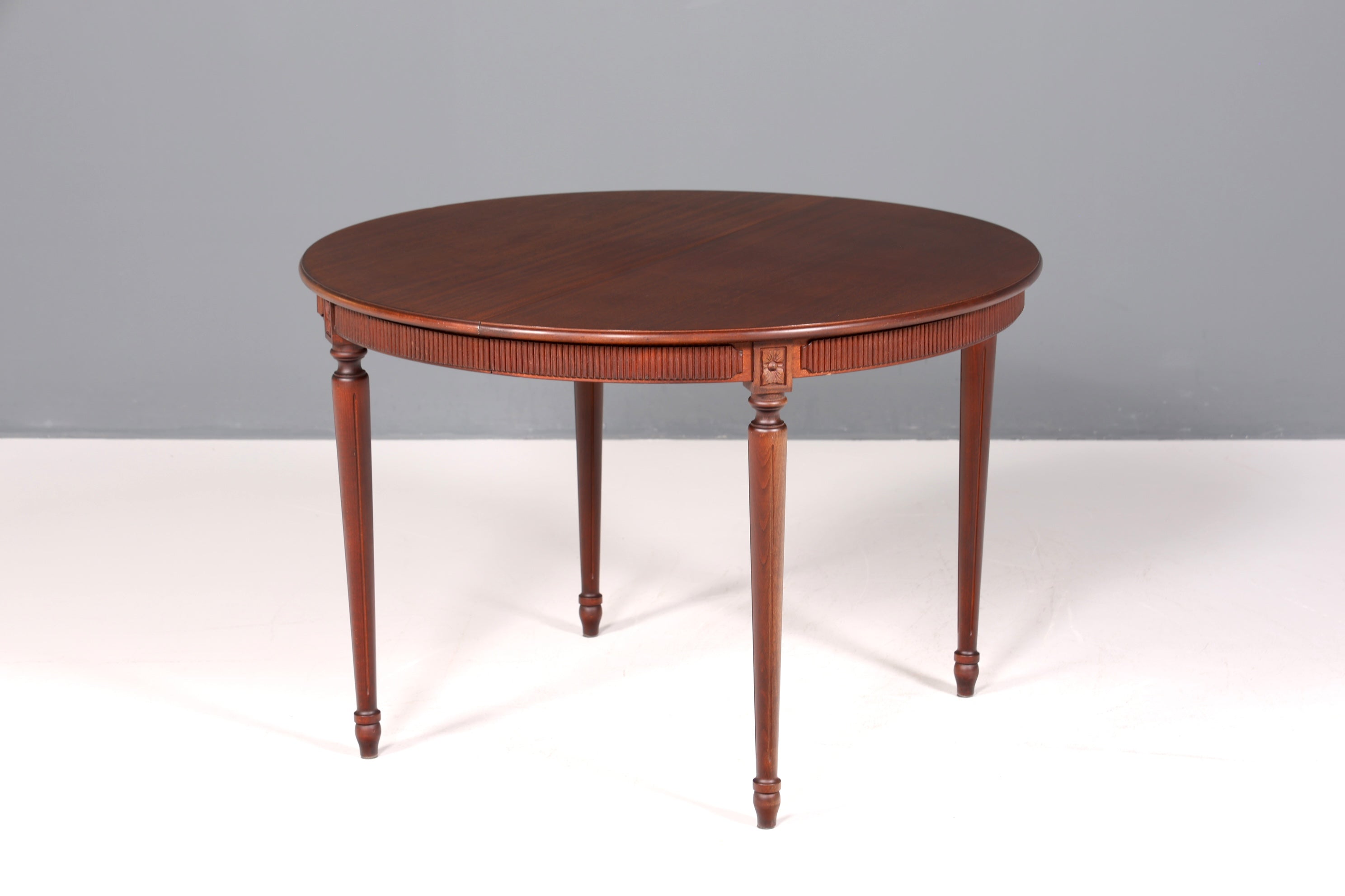 F264 Finish Wunderschöner Englischer Tisch ausziehbarer Esstisch Antik Stil 60s Küchentisch Eibe