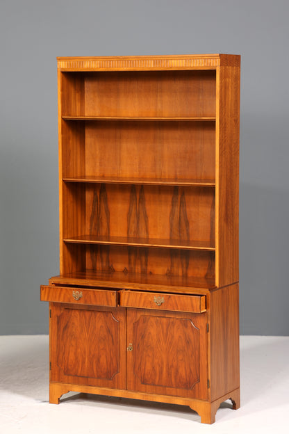 Wunderschönes Regal im englischen Stil Bücherschrank UK Bücherregal Schrank 60s Jahre 1 von 2