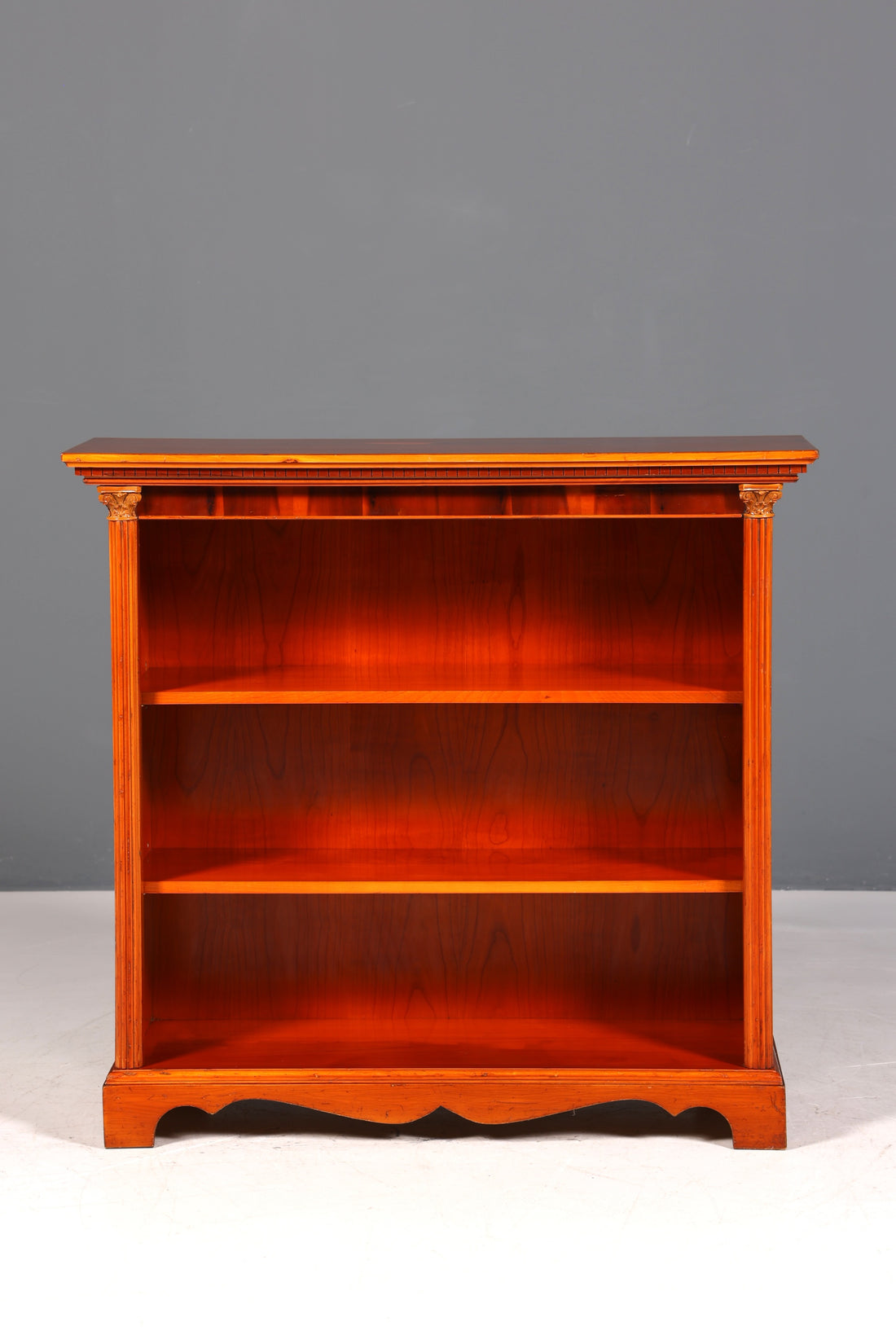 Wunderschönes Englisches Bücherregal Eibe Antik Regal Bookshelf Buchablage 60s