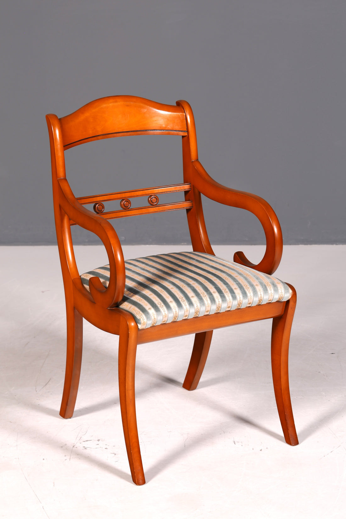 Wunderschöner Englischer Stuhl Armlehnstuhl Eibe Antik Sekretär Stuhl UK Polsterstuhl