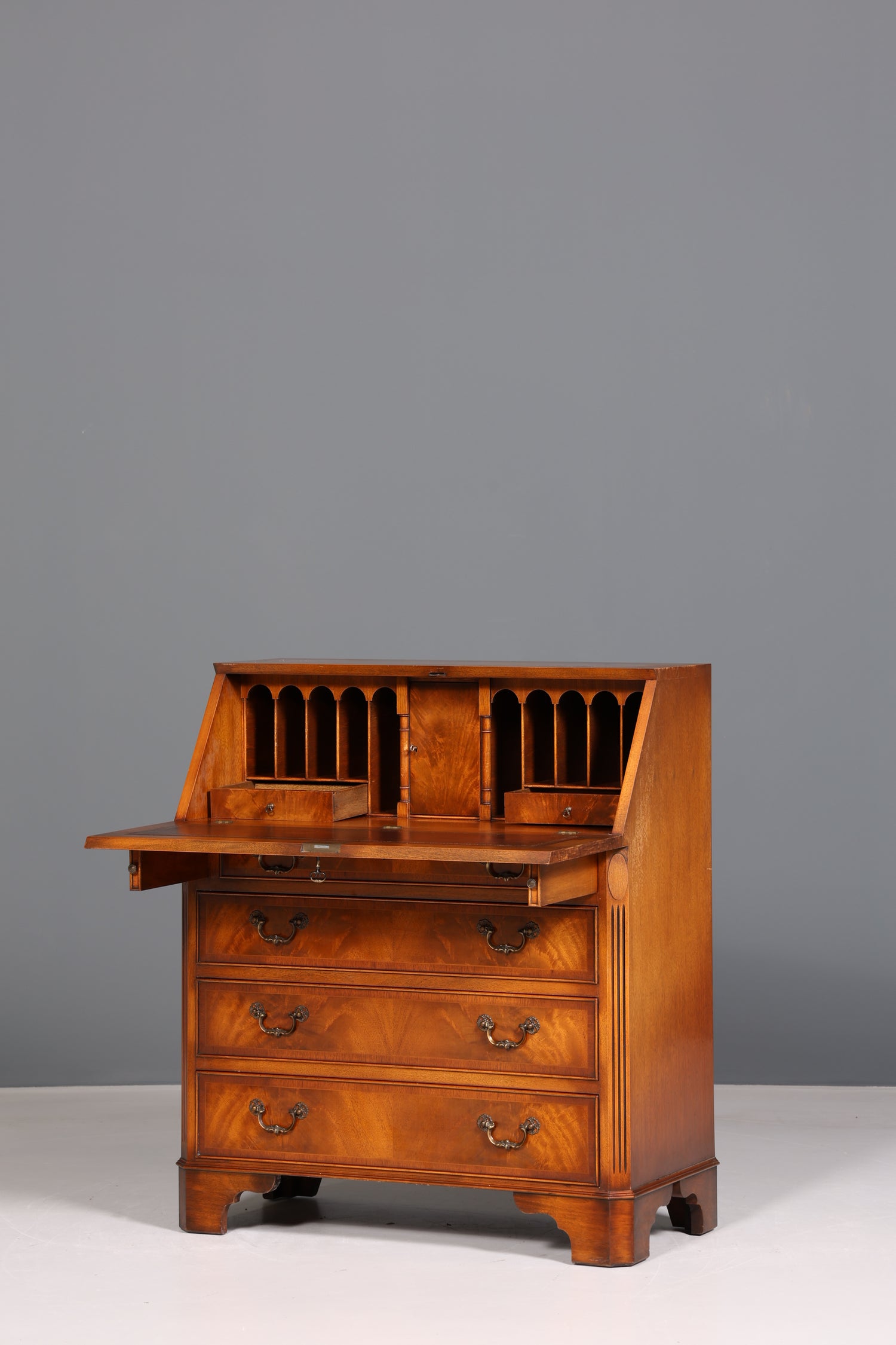 Wunderschöner Englischer Sekretär echt Leder Schreibkommode UK Schreibtisch Kommode