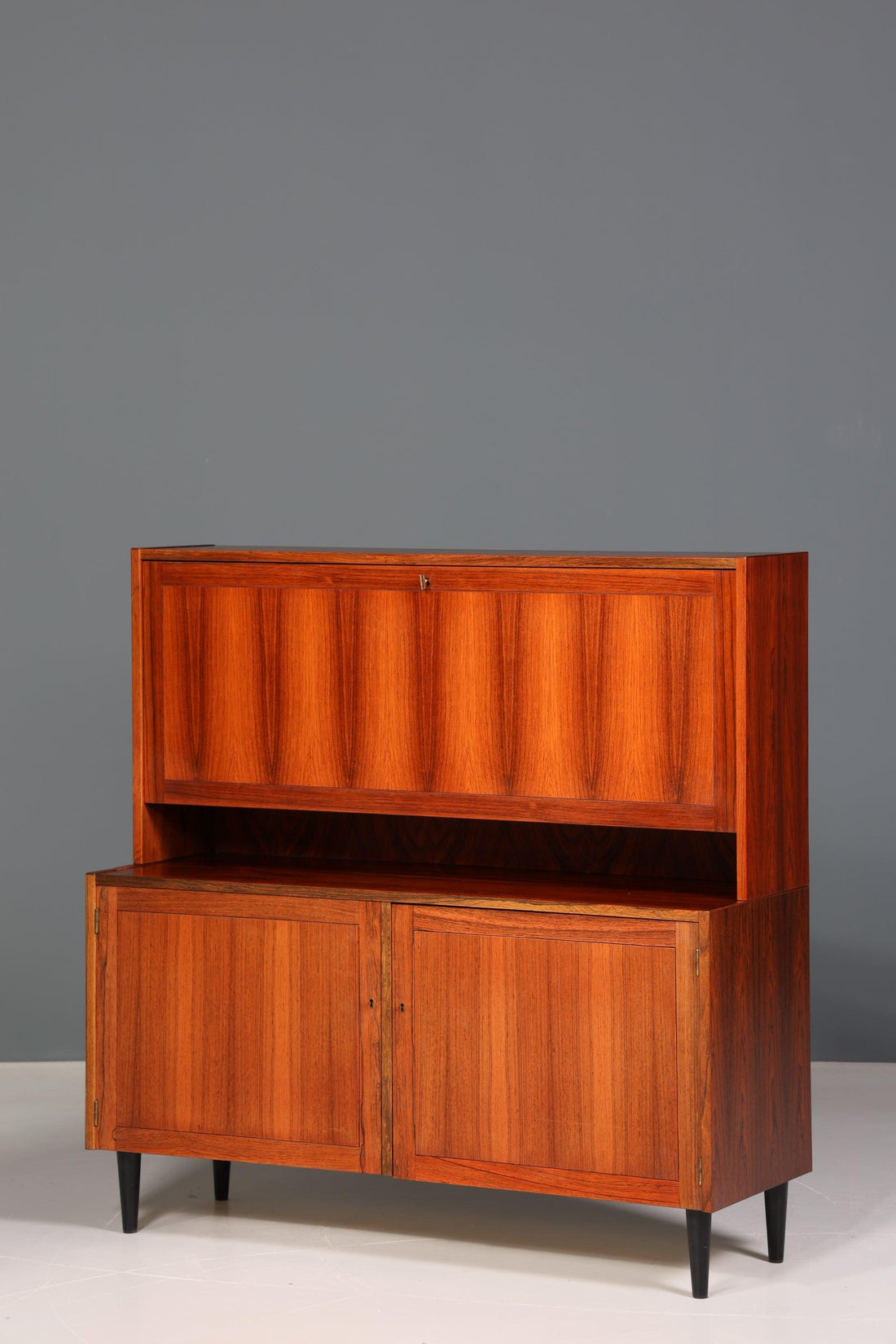 Schlichter Mid Century Schrank Palisander Retro Barschrank Highboard Sekretär 60s