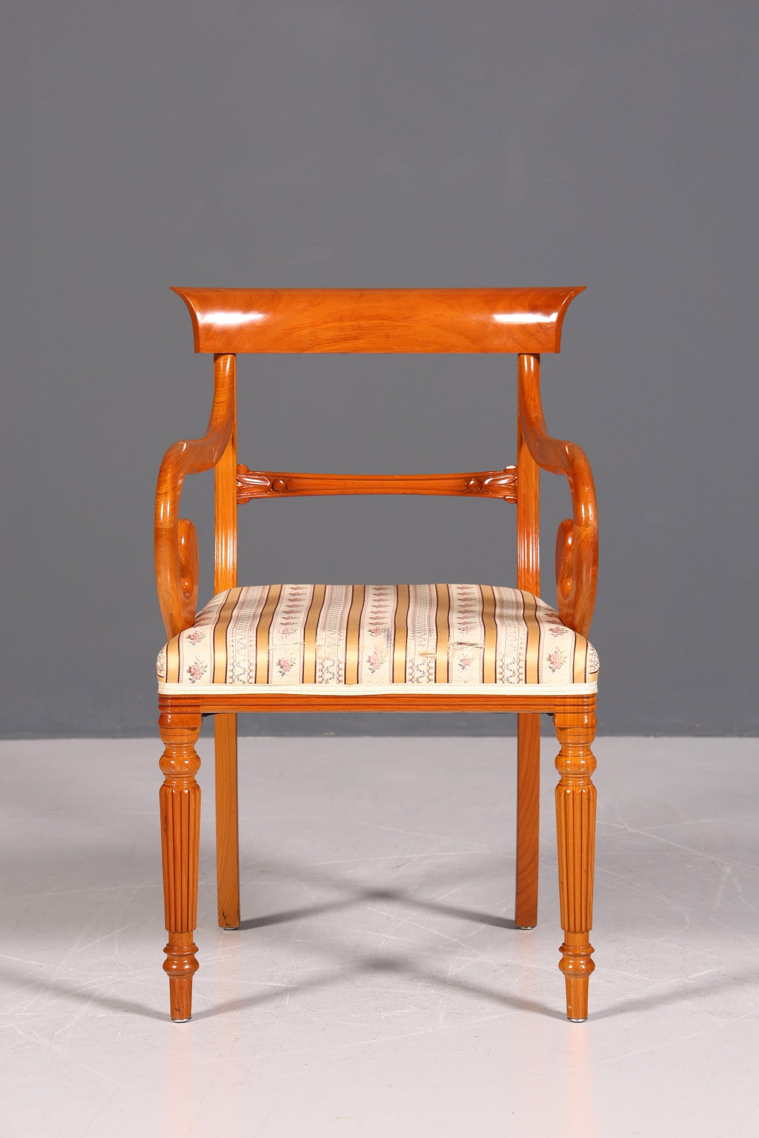 Wunderschöner Englischer Stuhl UK Küchenstuhl Antik Biedermeier Stil Eibe Sekretär Stuhl Polsterstuhl